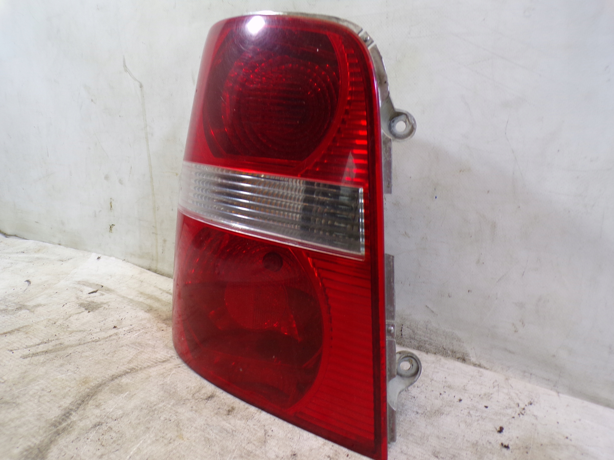 light rear rear part left VOLKSWAGEN TOURAN 1 and