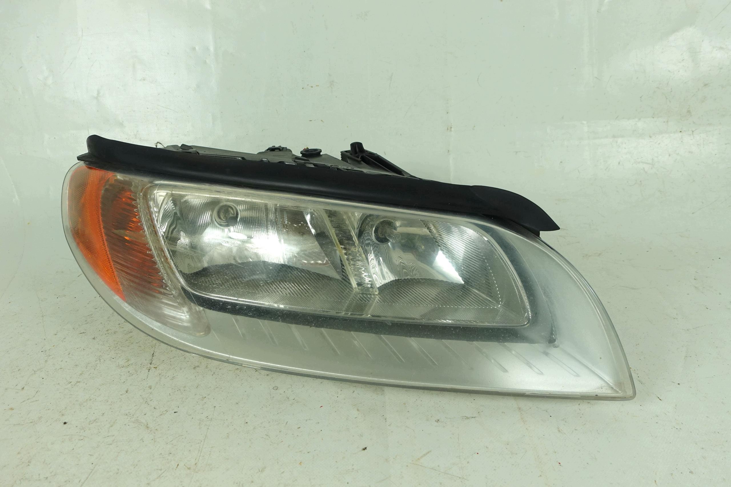 light right front right front VOLVO S80 2 II V70 3 III 06-11 ZWYKLA