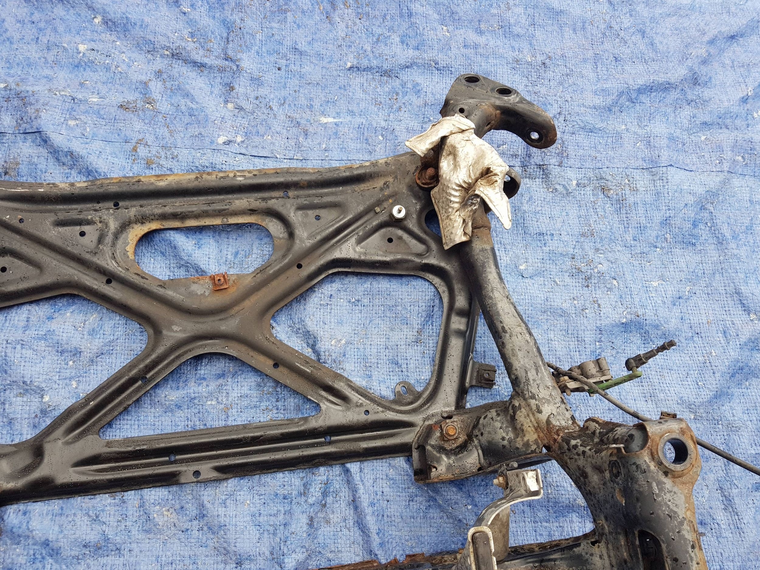 axle beam axle beam front front AUDI A8 D4 4H 4H0399252