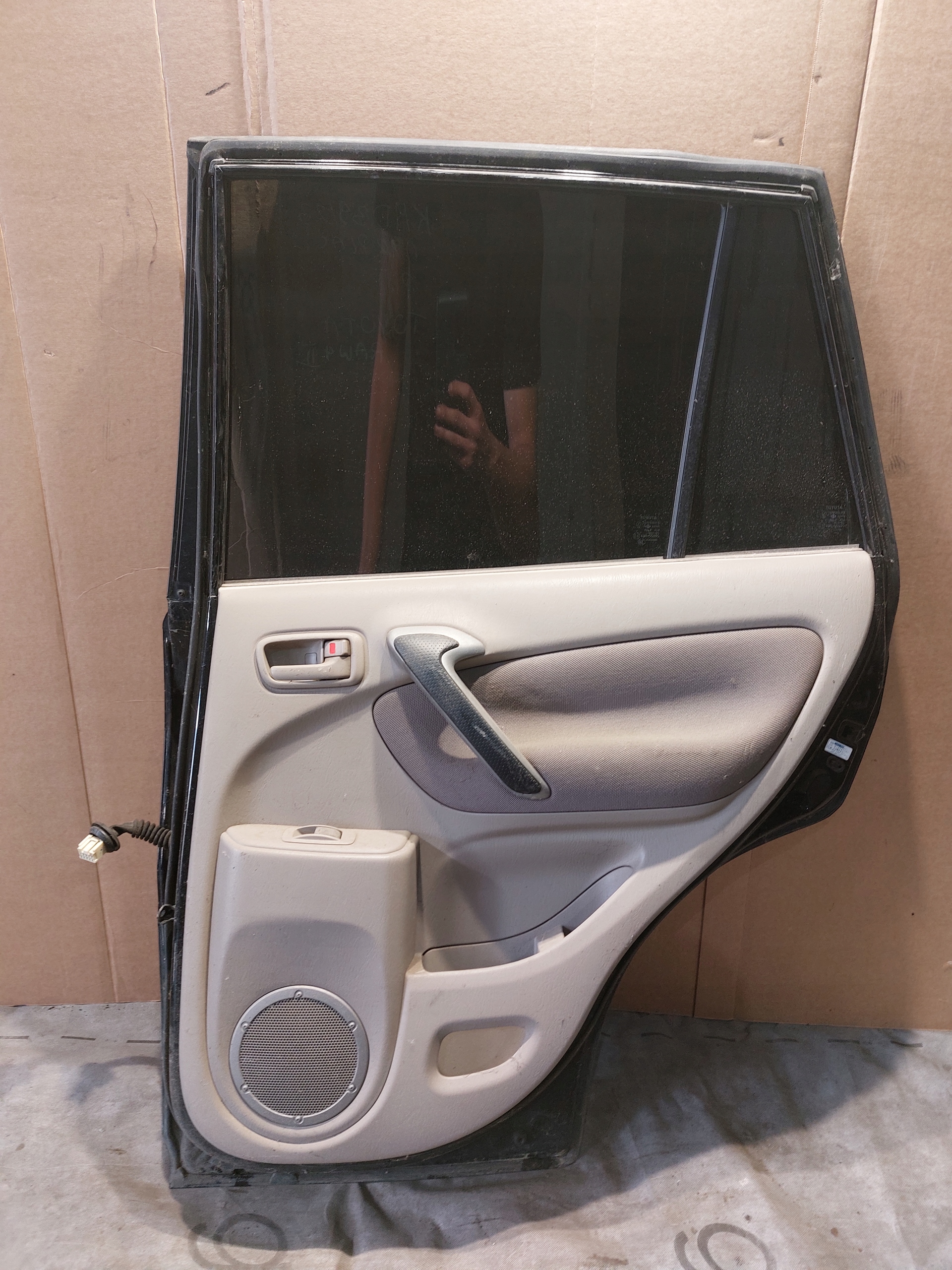 door right rear. TOYOTA RAV 4 II