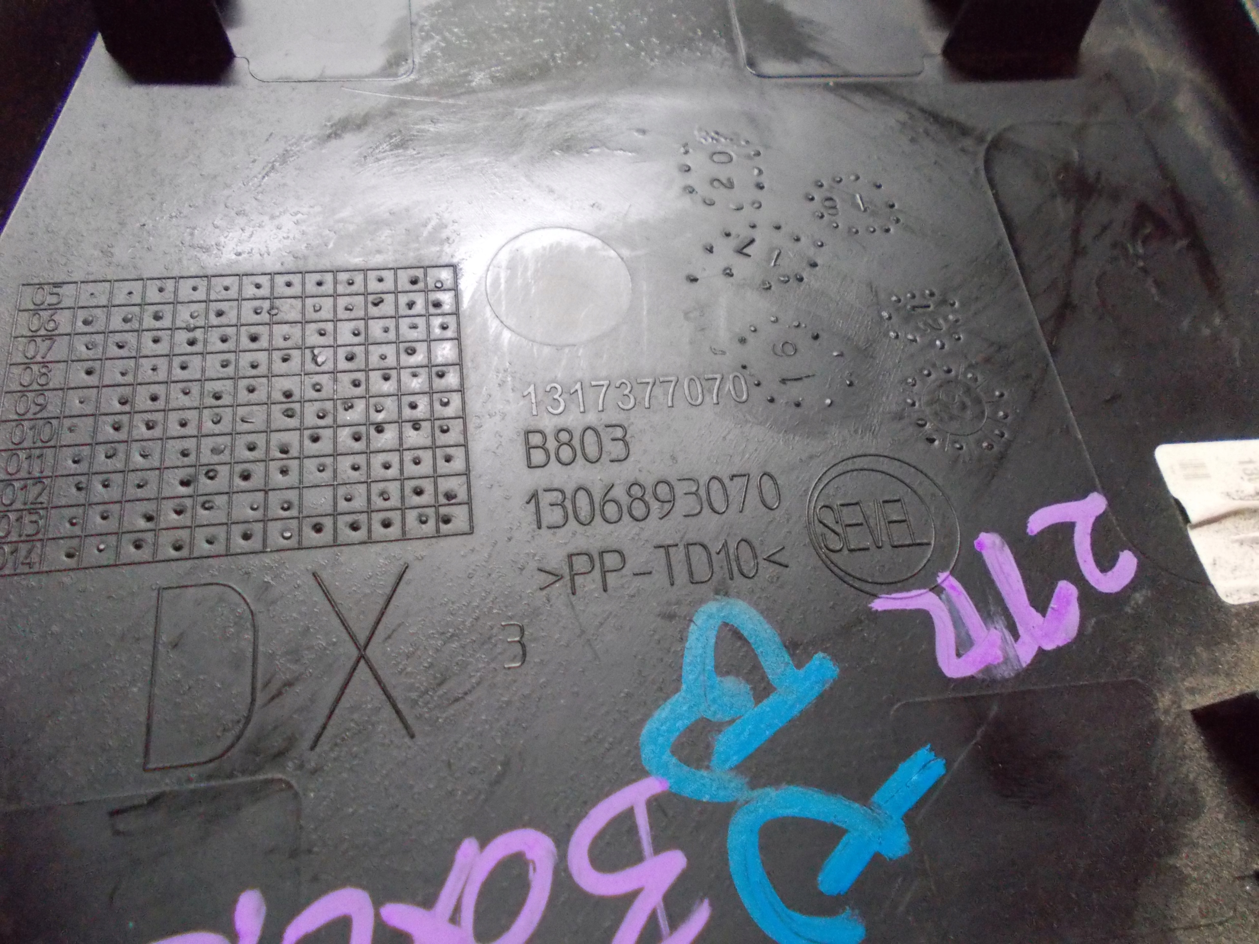 BOXER JUMPER DUCATO 21R moulding side right 1306893070