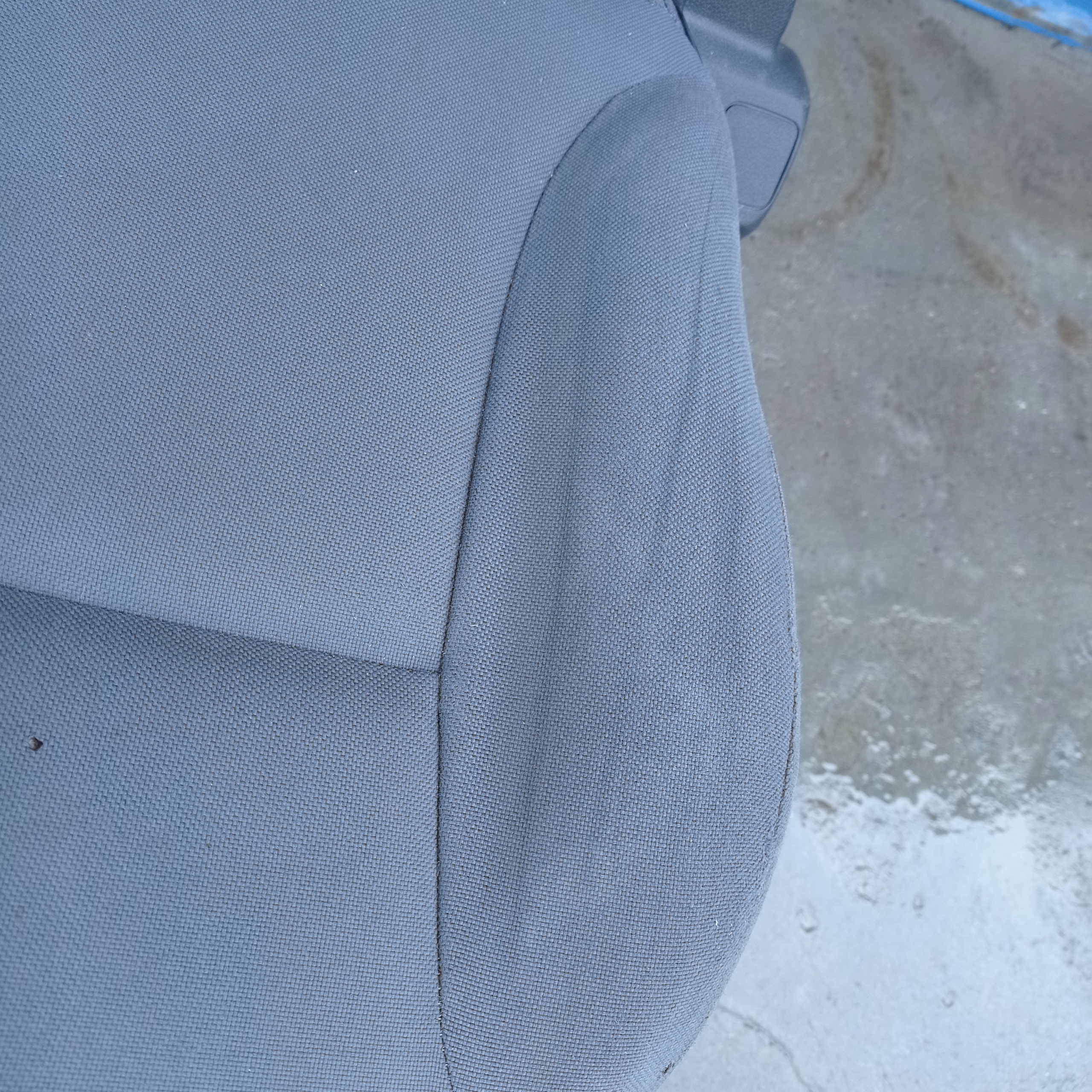 BERLINGO II кресла перед левая правая