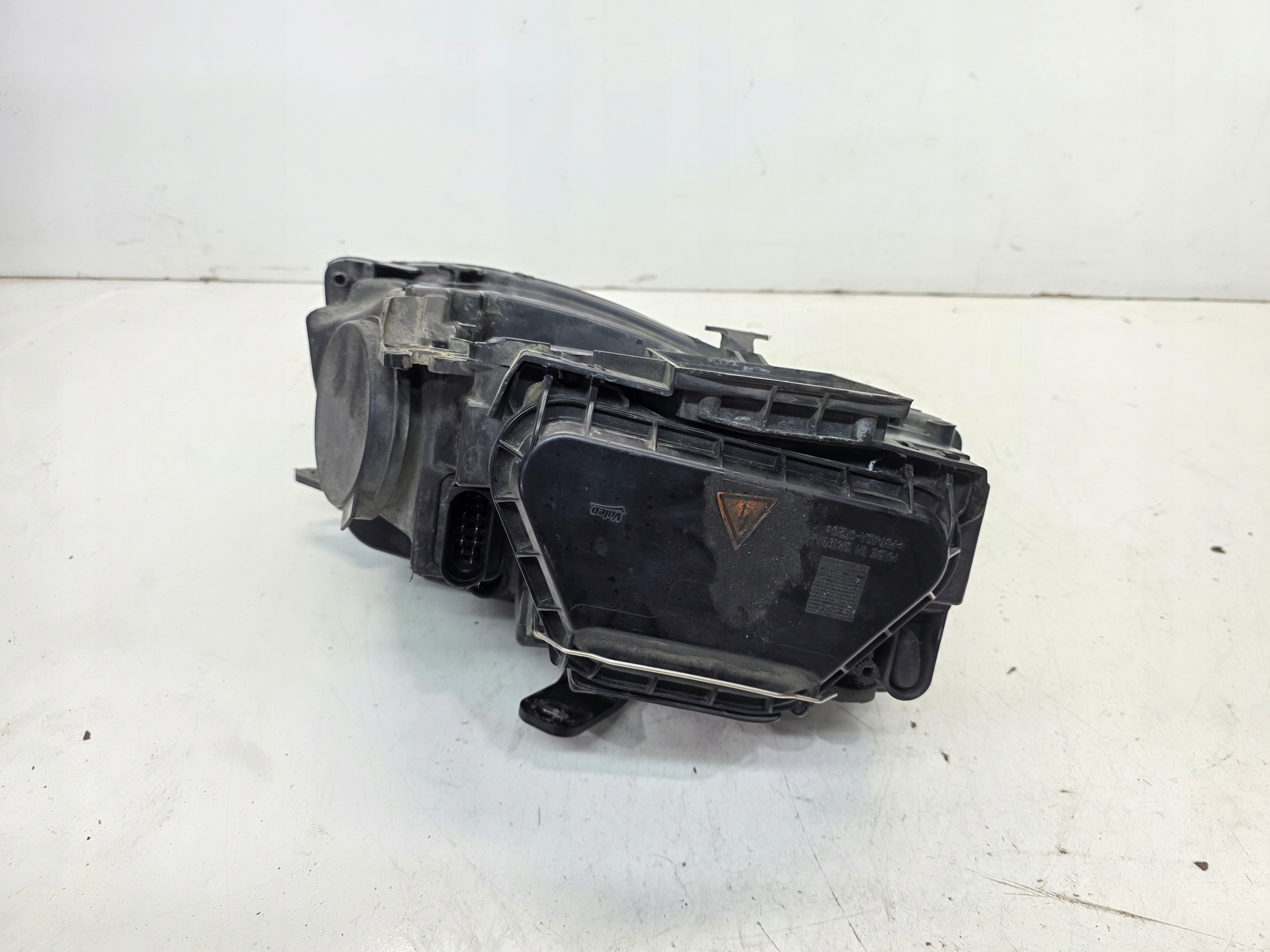 REFLEKTOR light left front BI XENON LED AUDI A5 8T 8T0941029AK EU 28/25