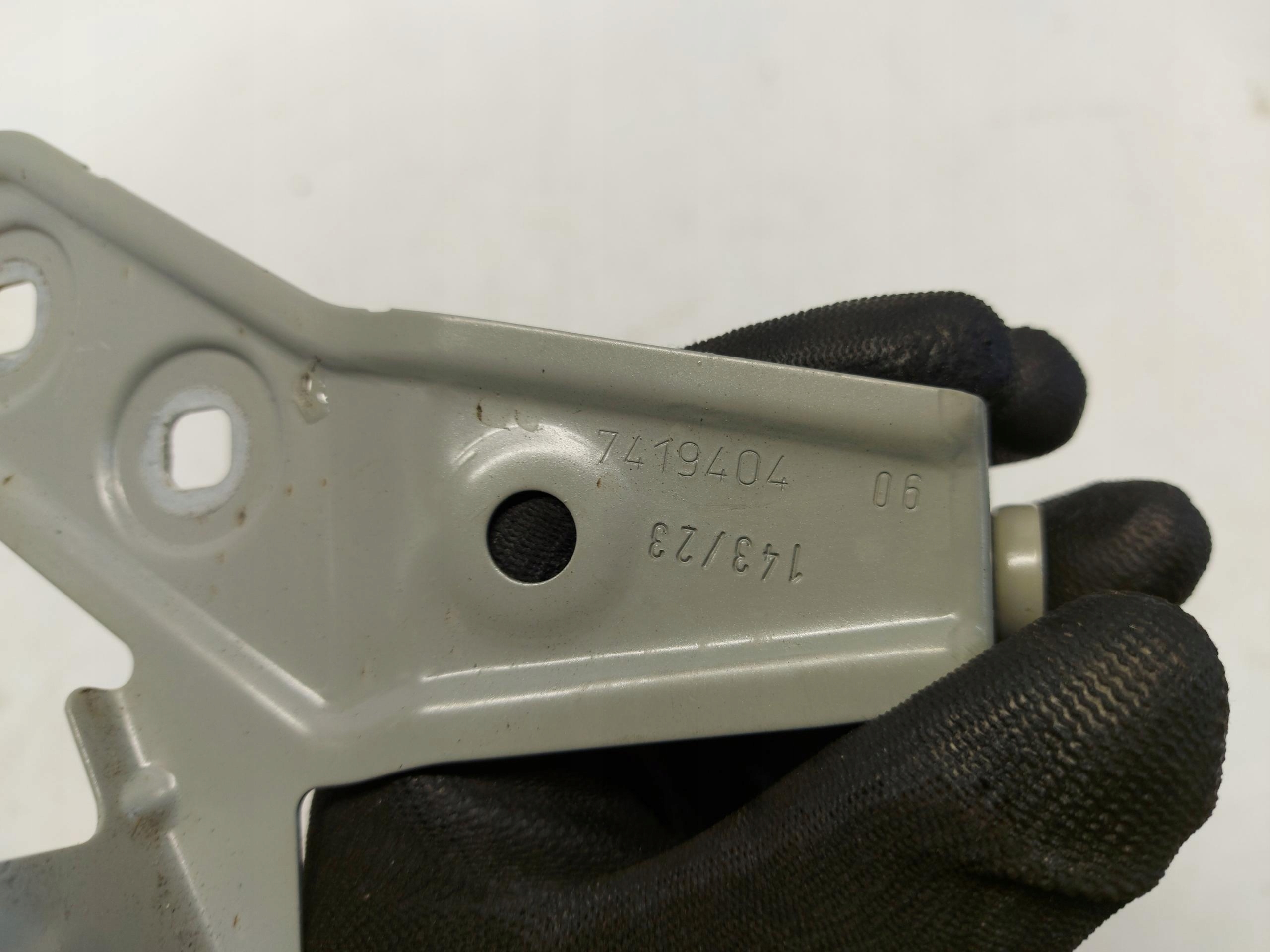 BMW G20 LIFT m340xd Console Poignée Support plaque Aile Droit 7419404