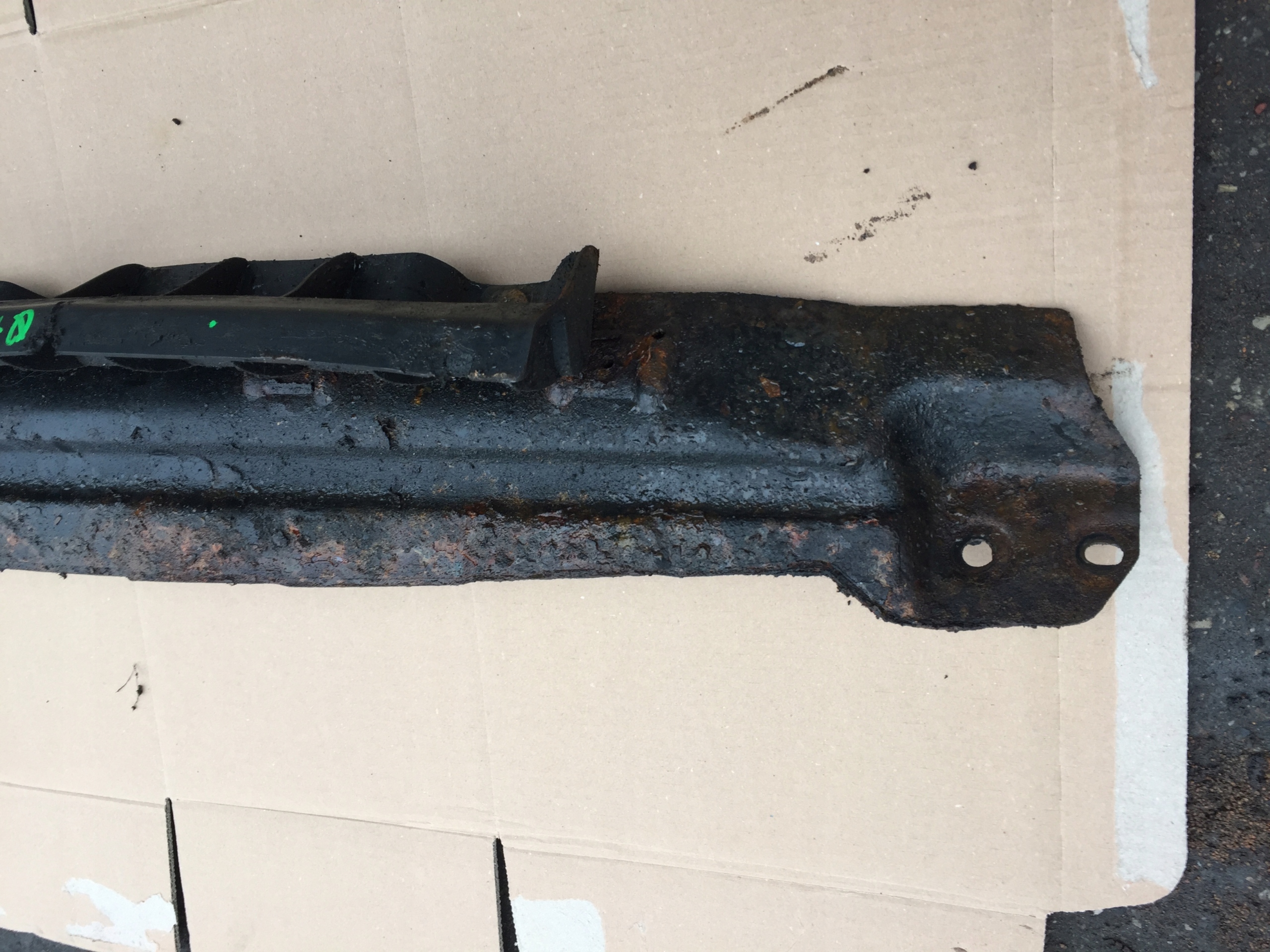 AUDI Q7 4L sider below bumper pillar front