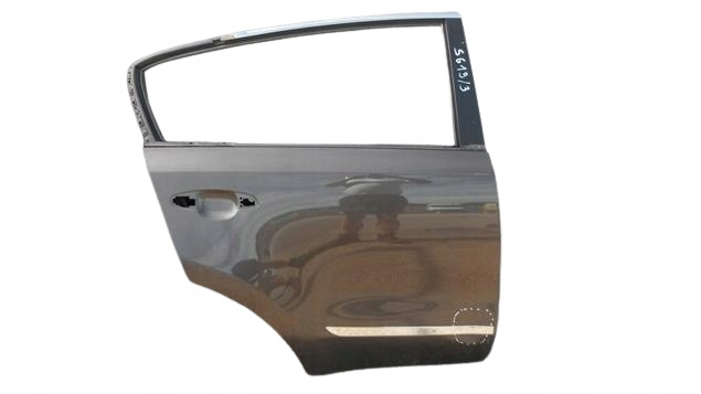 KIA SPORTAGE 4 IV 15- DRZWI PRAWE TYLNE - LEKKO USZKODZONE