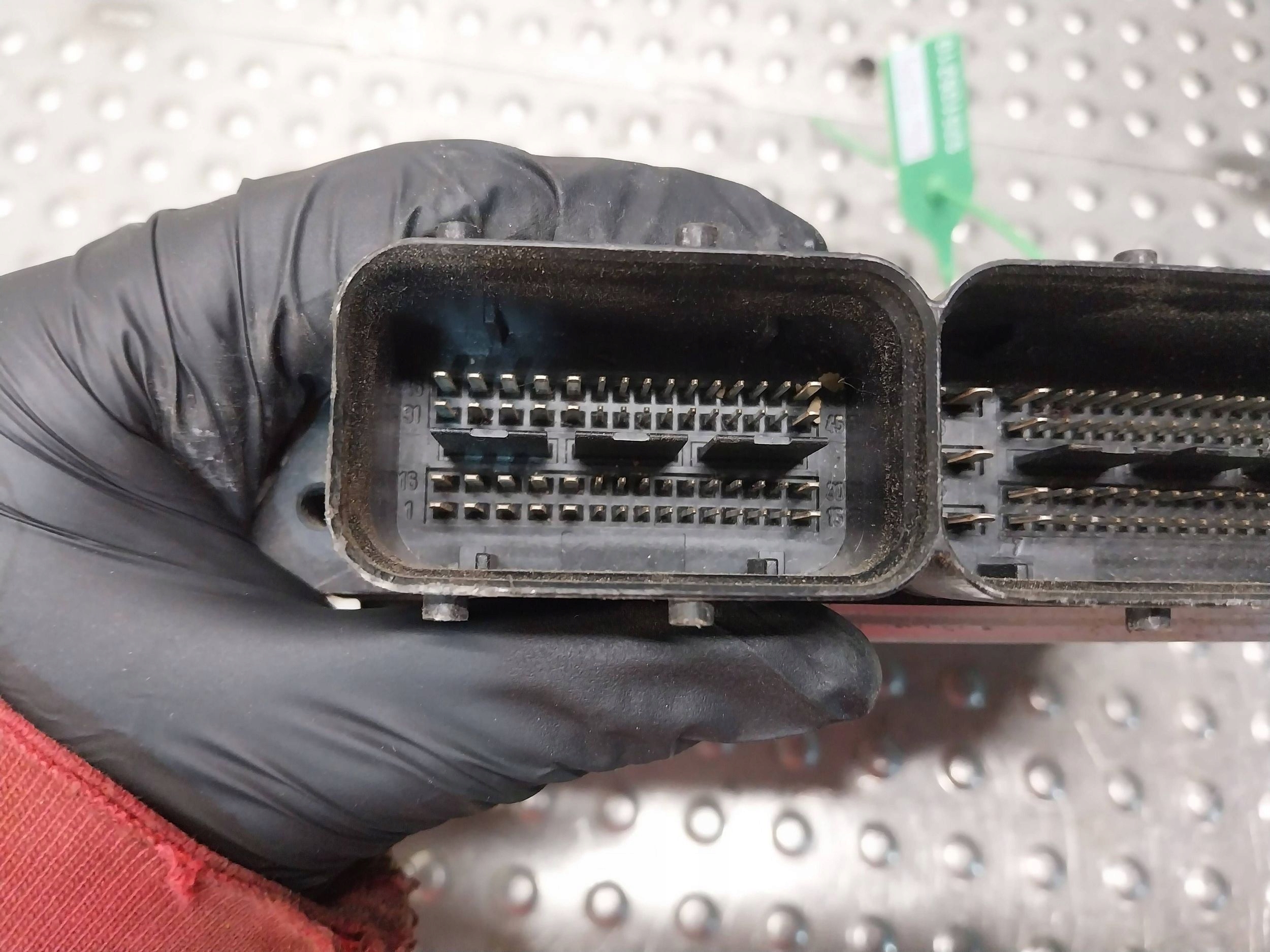 computer control unit of the engine 03G906056J 0281014899 VW GOLF V 1.9 TDI