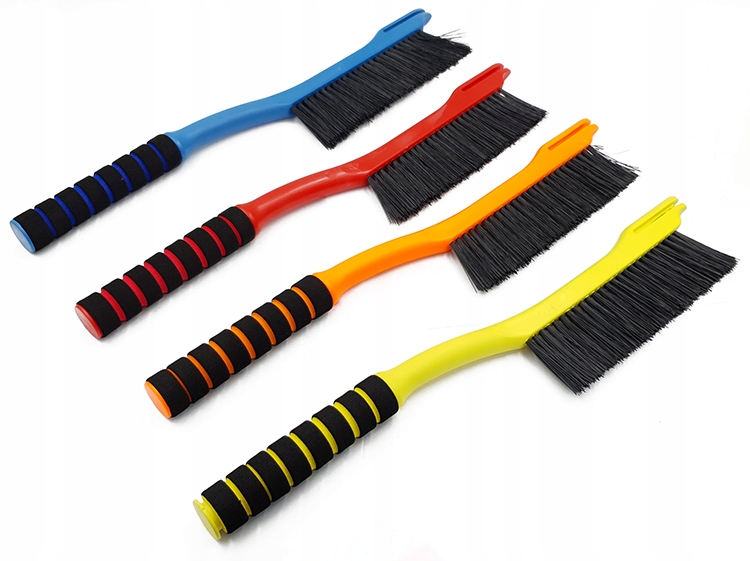 SKROBACZKA DO SZYB Z GUMĄ + SZCZOTKA ZMIOTKA DŁUGA Producent Carmotion