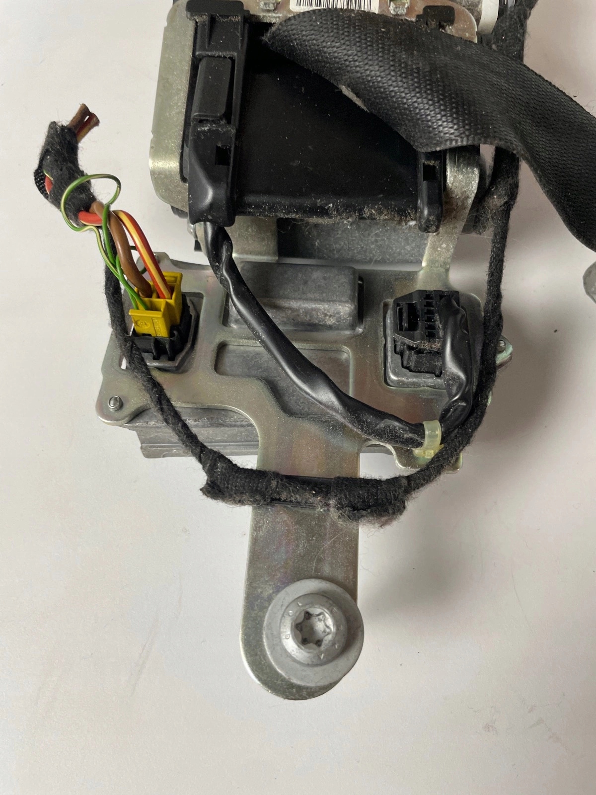 tension belt safety front front right Mercedes W207 A207 E-Klasa
