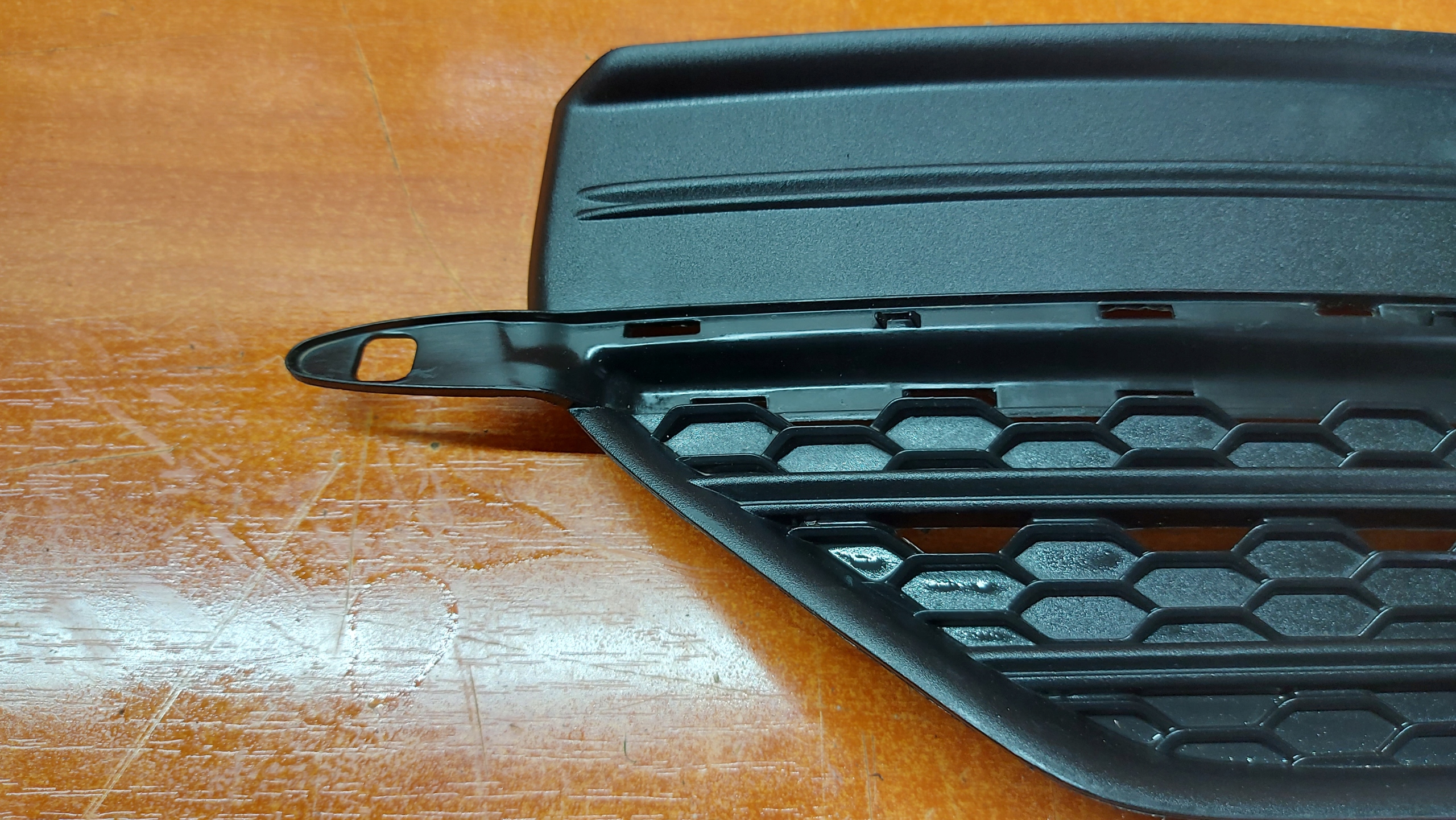 spoiler grid of a bumper left left front front VOLVO XC90 II