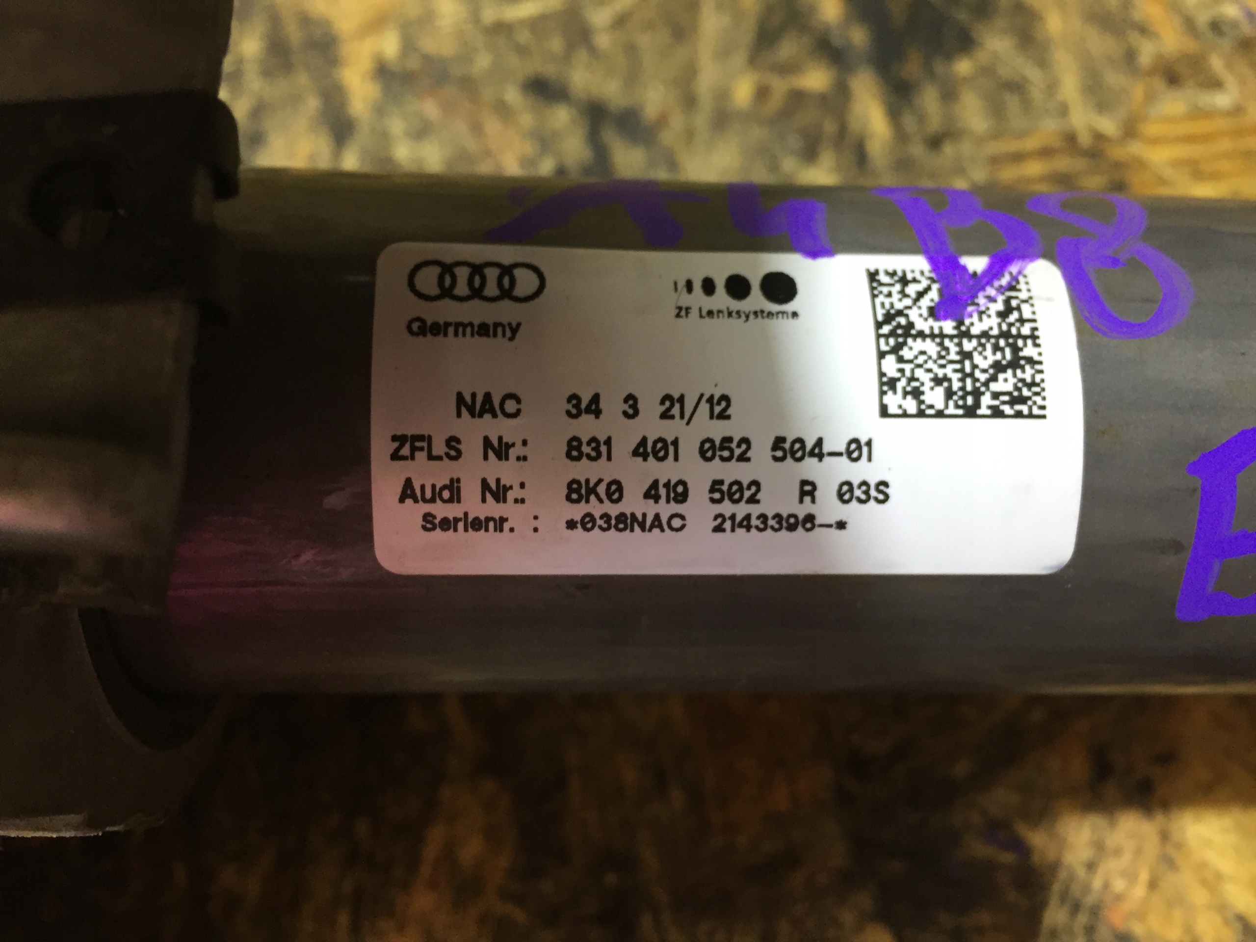 AUDI A4 B8 LIFT steering wheel rod 8K0419502R