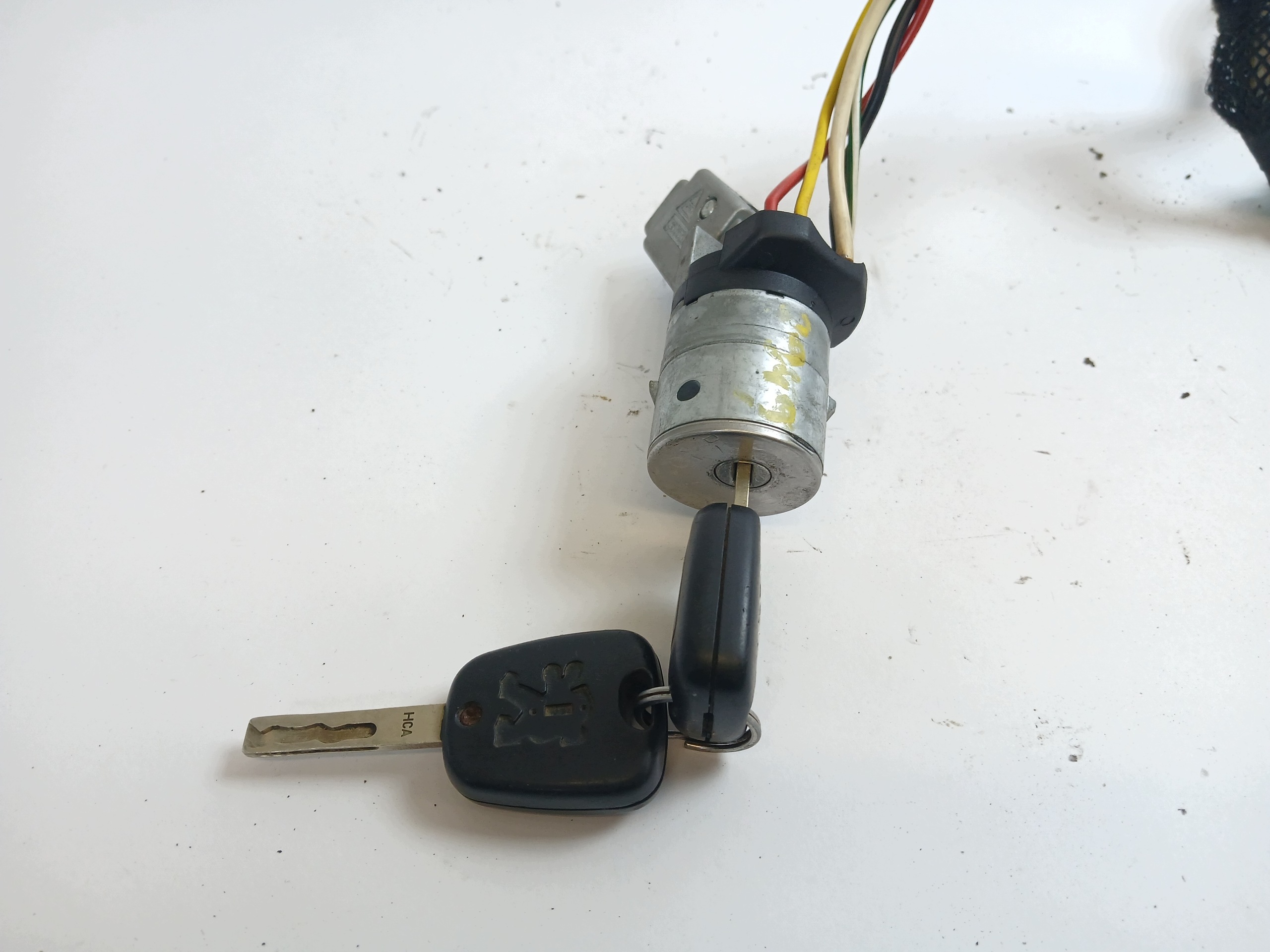 PEUGEOT 307 1.6 HDI ignition + key 36353100