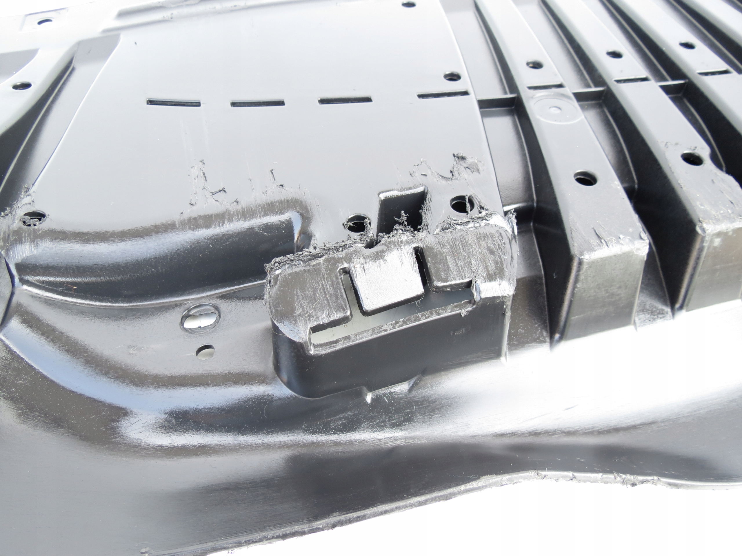 Blende Abdeckung abdeckung der Stoßstange untere vorne AUDI A8 D5 4N