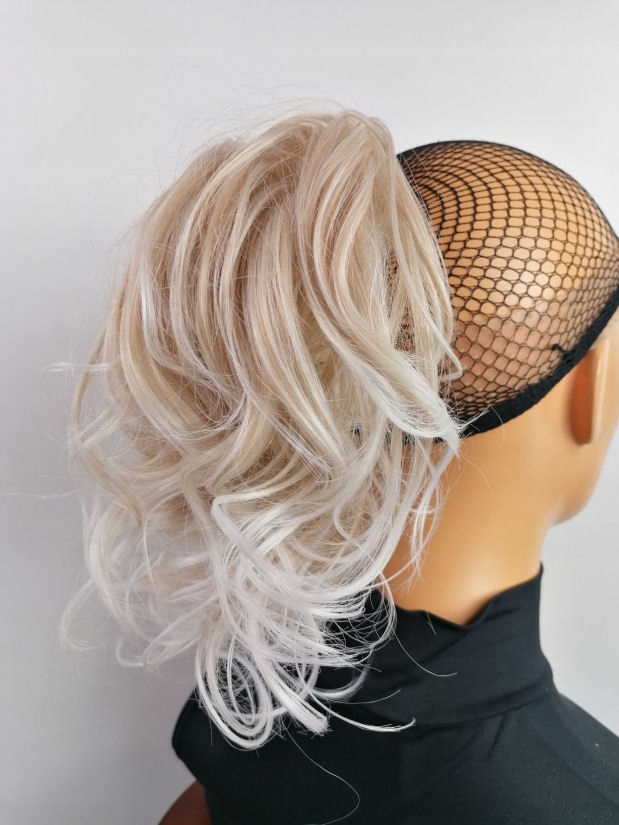 Dopinka Alessa světlá blond příčesek lehký Culík jako přírodní-1016T