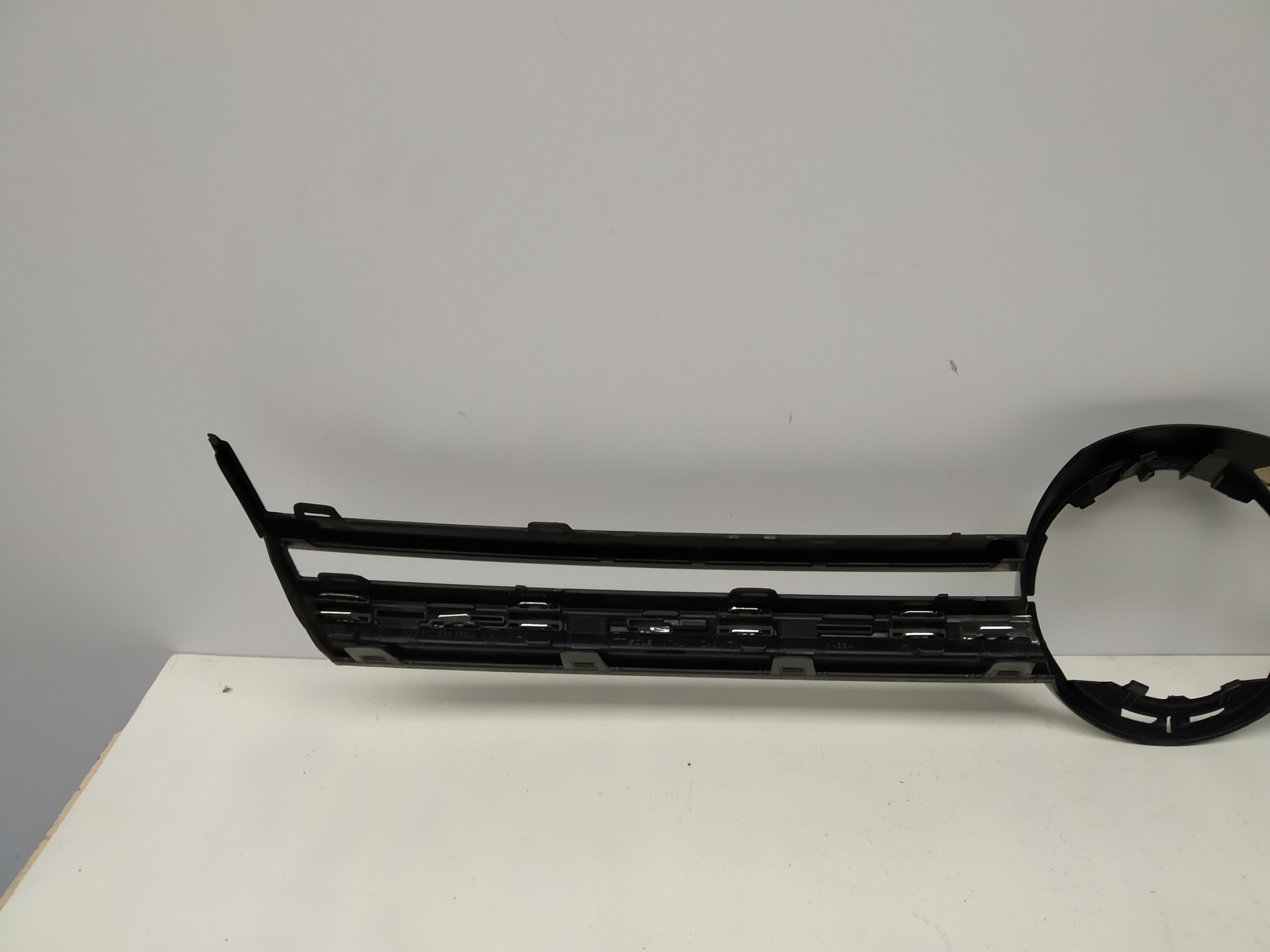 16- Vw Golf VII 7 lift front PREKLADgrill moulding chrom front frame chrom moulding