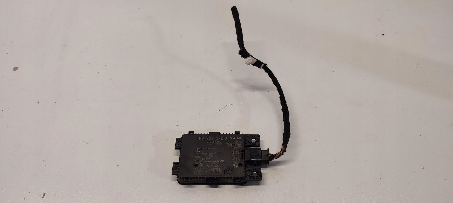 vw TAYRON 3WA907670J