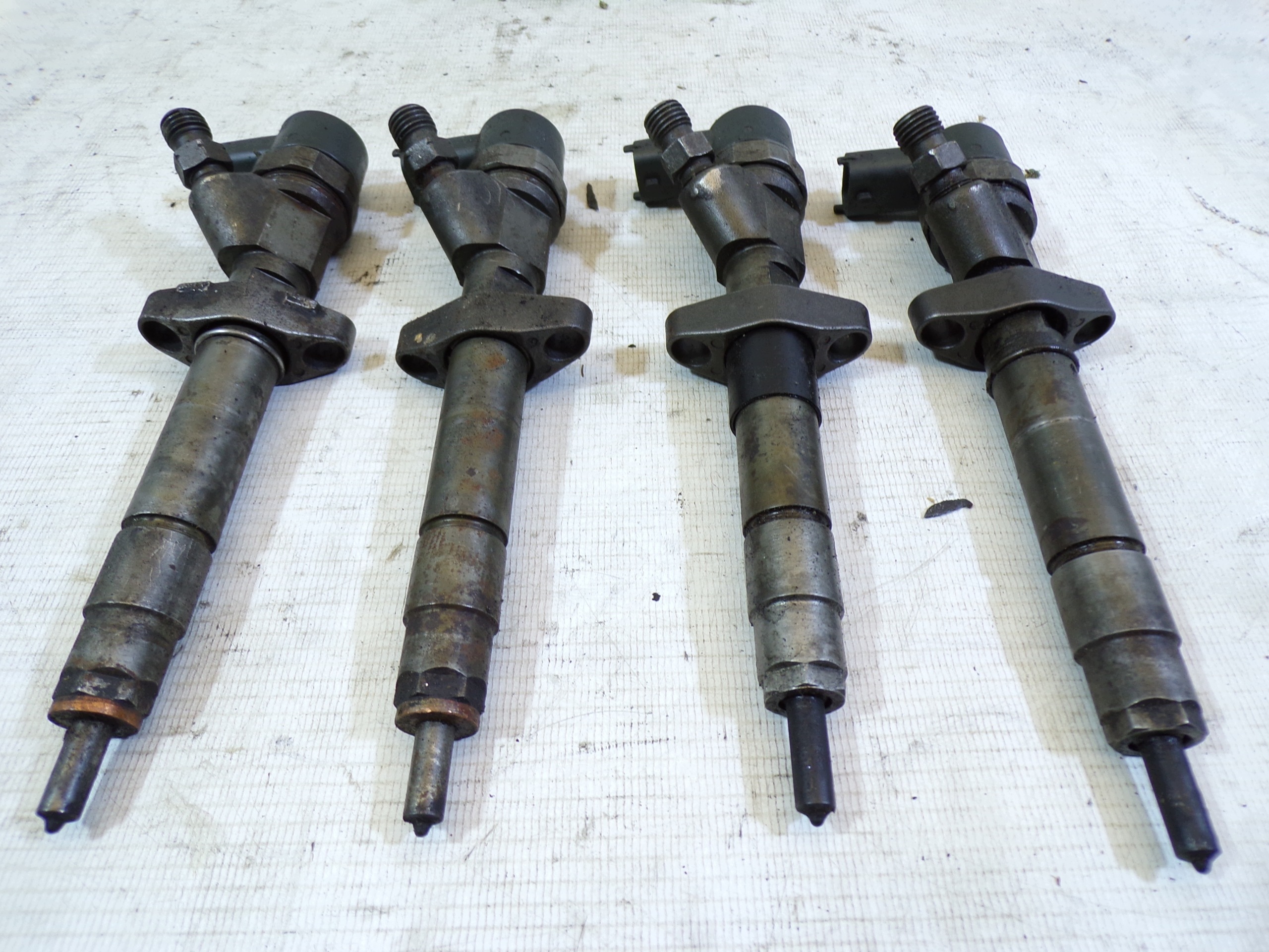 einspritzdüse einspritzdüse RENAULT 2.2d 0445510084 (1)