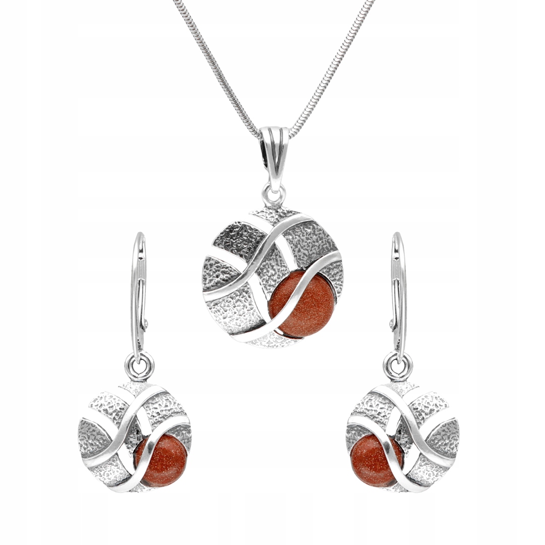 Sada kol s pískem pouště stříbro