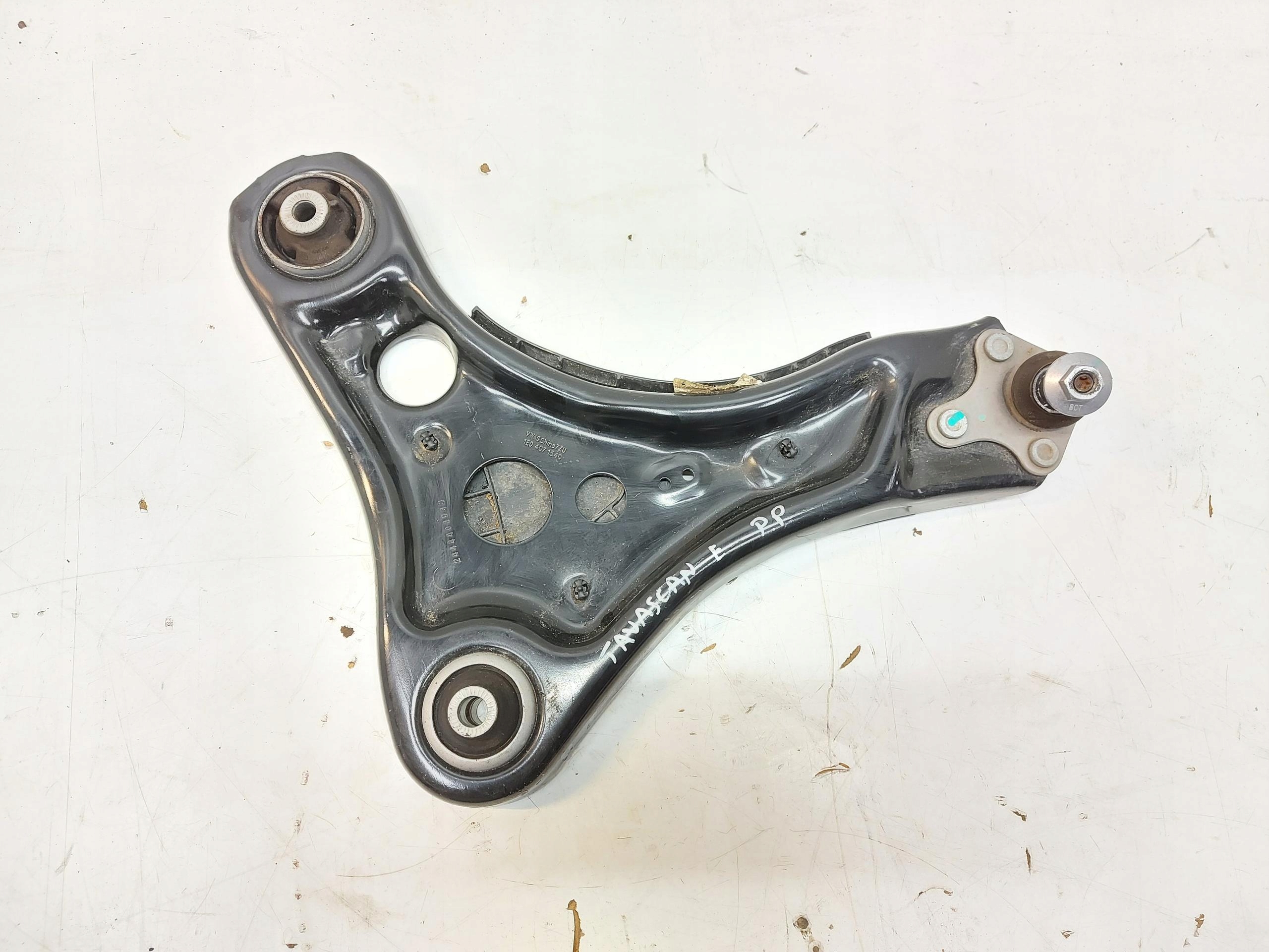 Cupra Tavascan 11H 2025 arm right front front oryg cuptav,9475