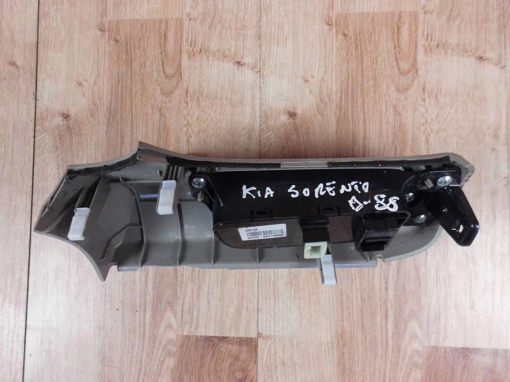 KIA Sorento III 2018 switch ESP supports ruchu