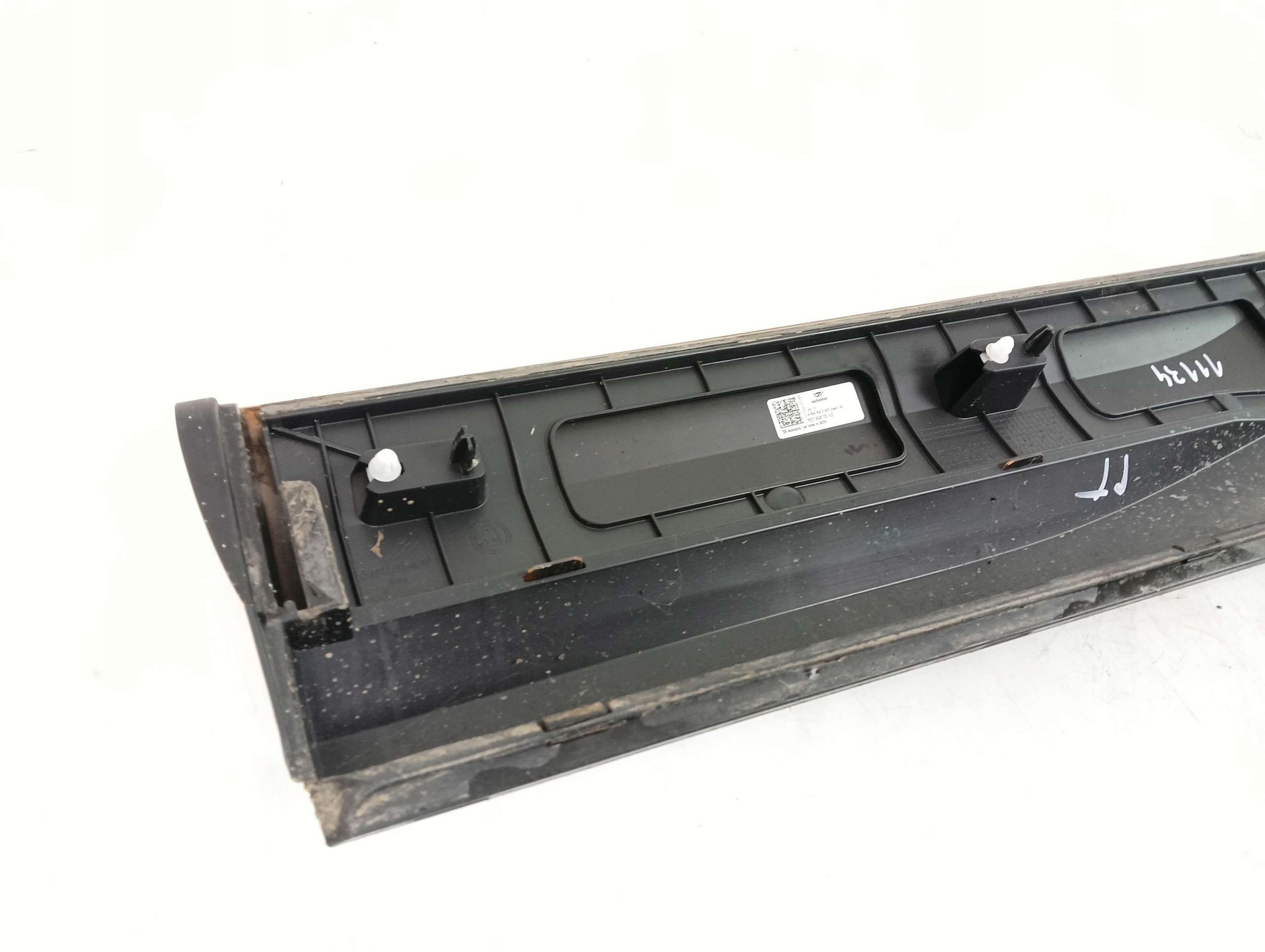 LISTWA DRZWI PRAWY TYŁ SKODA KAROQ LIFT (2022-) 57A854950 LA2Z Wersja Europejska