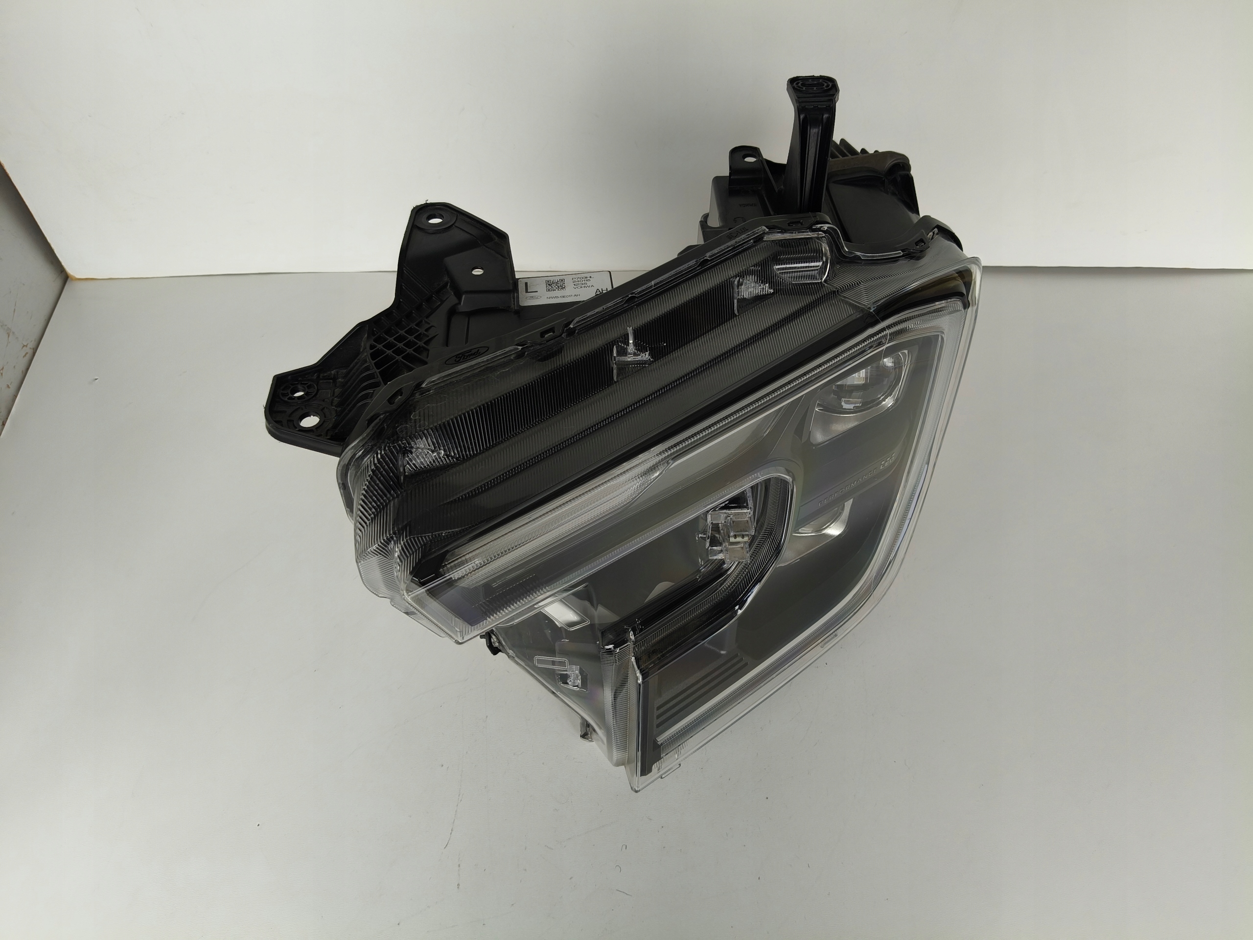 light left REFLEKTOR FORD RANGER 23- FULL LED
