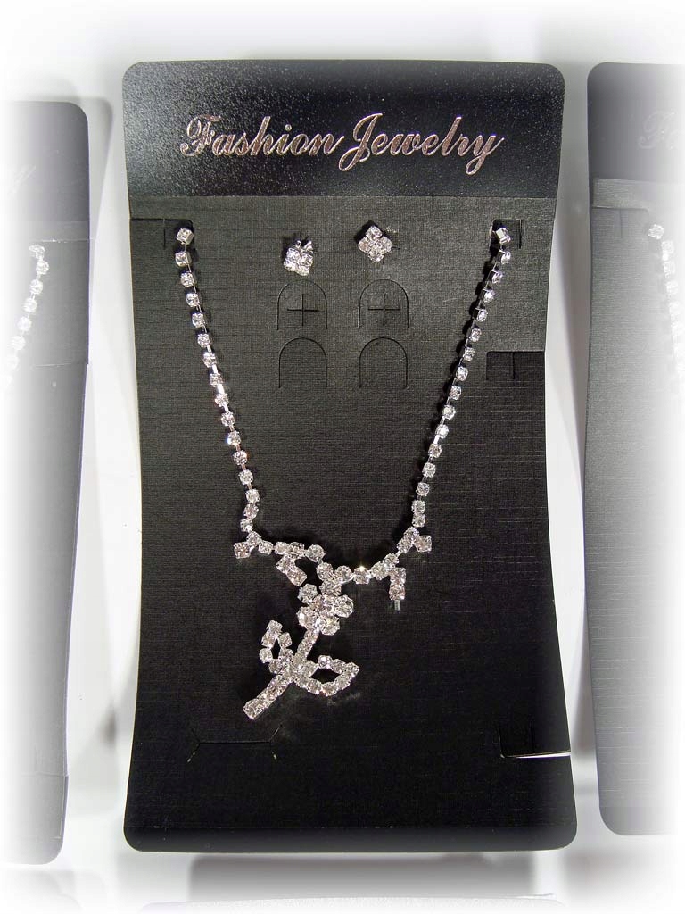 NASZYJNIK CYRKONIE KOLCZYKI KOLIA ŁAŃCUSZEK KOMPLE Kod producenta NN