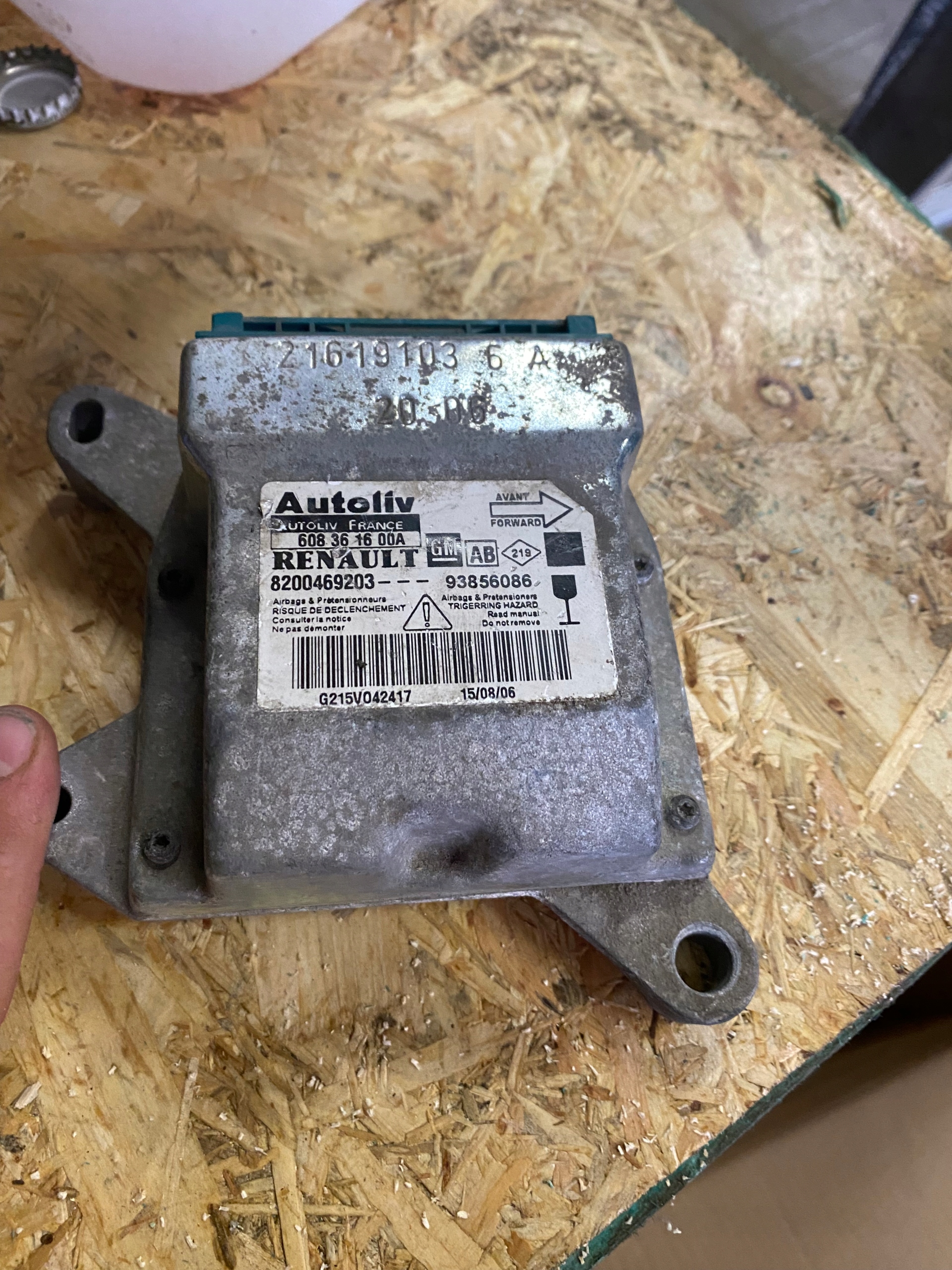 Moduł Airbag trafic vivaro 01-14