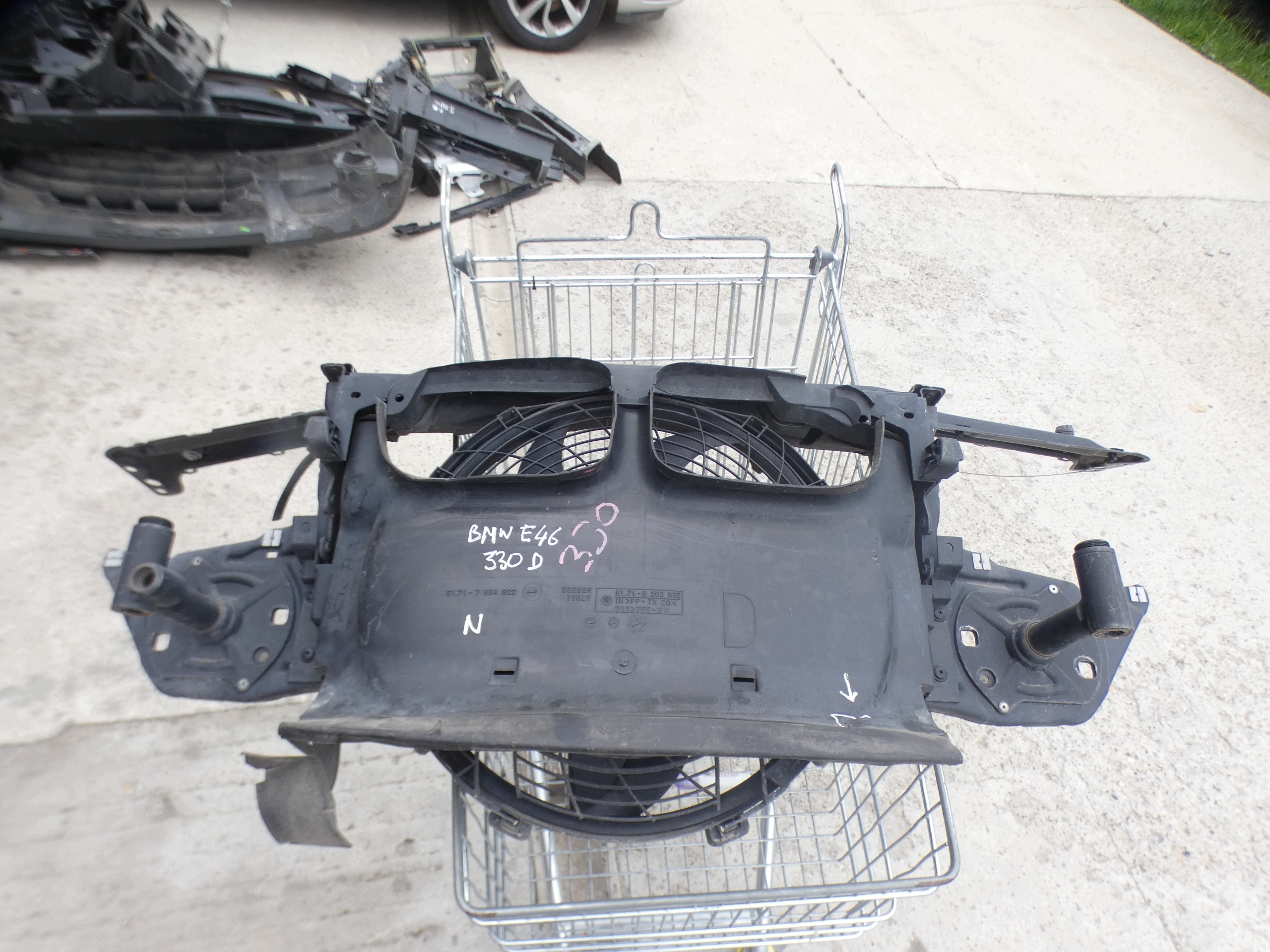 support panel for radiators fan radiator BMW E46 51717894822