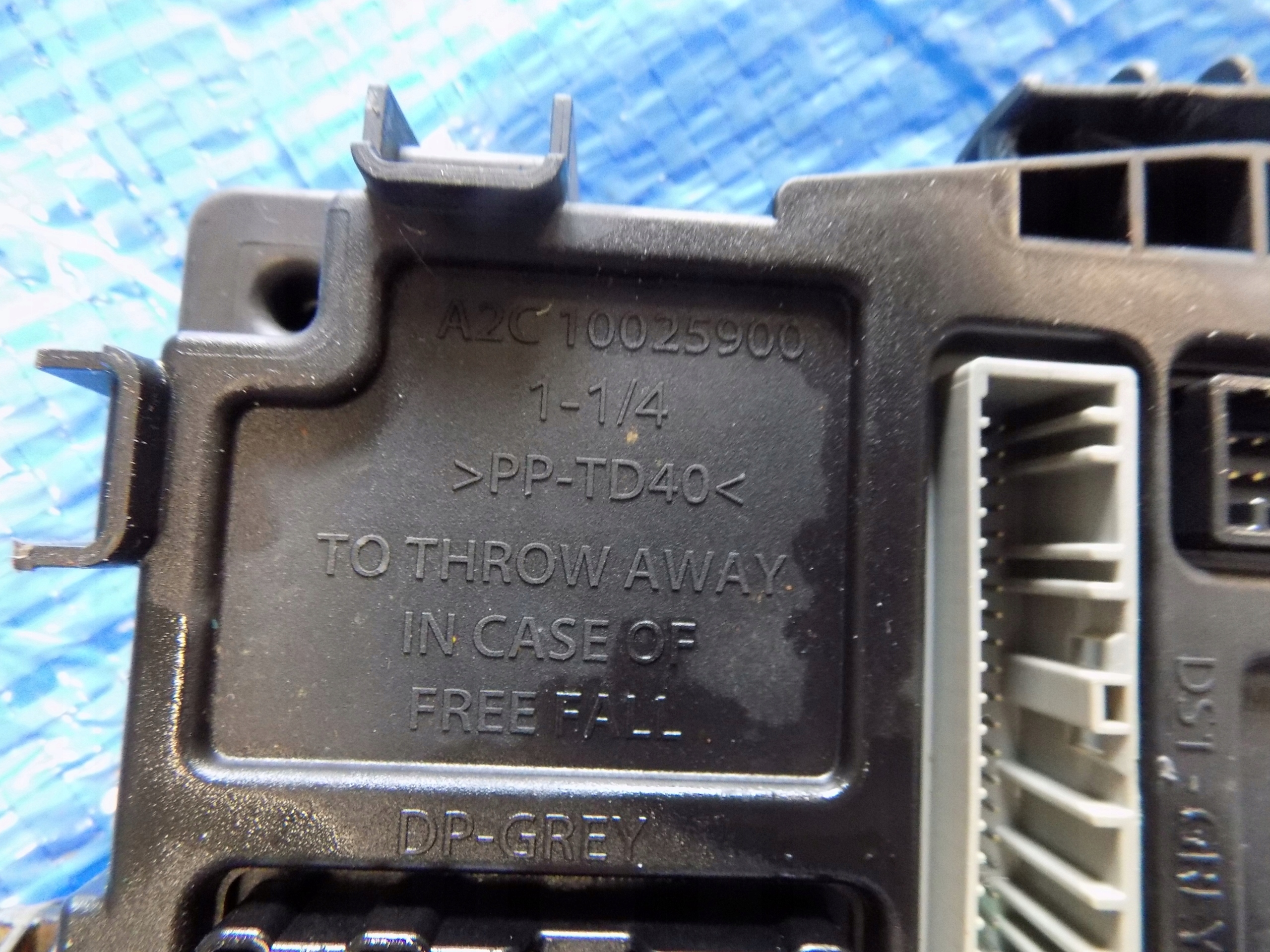 module control unit BCM NISSAN JUKE F16 20R 1,0DIG-T