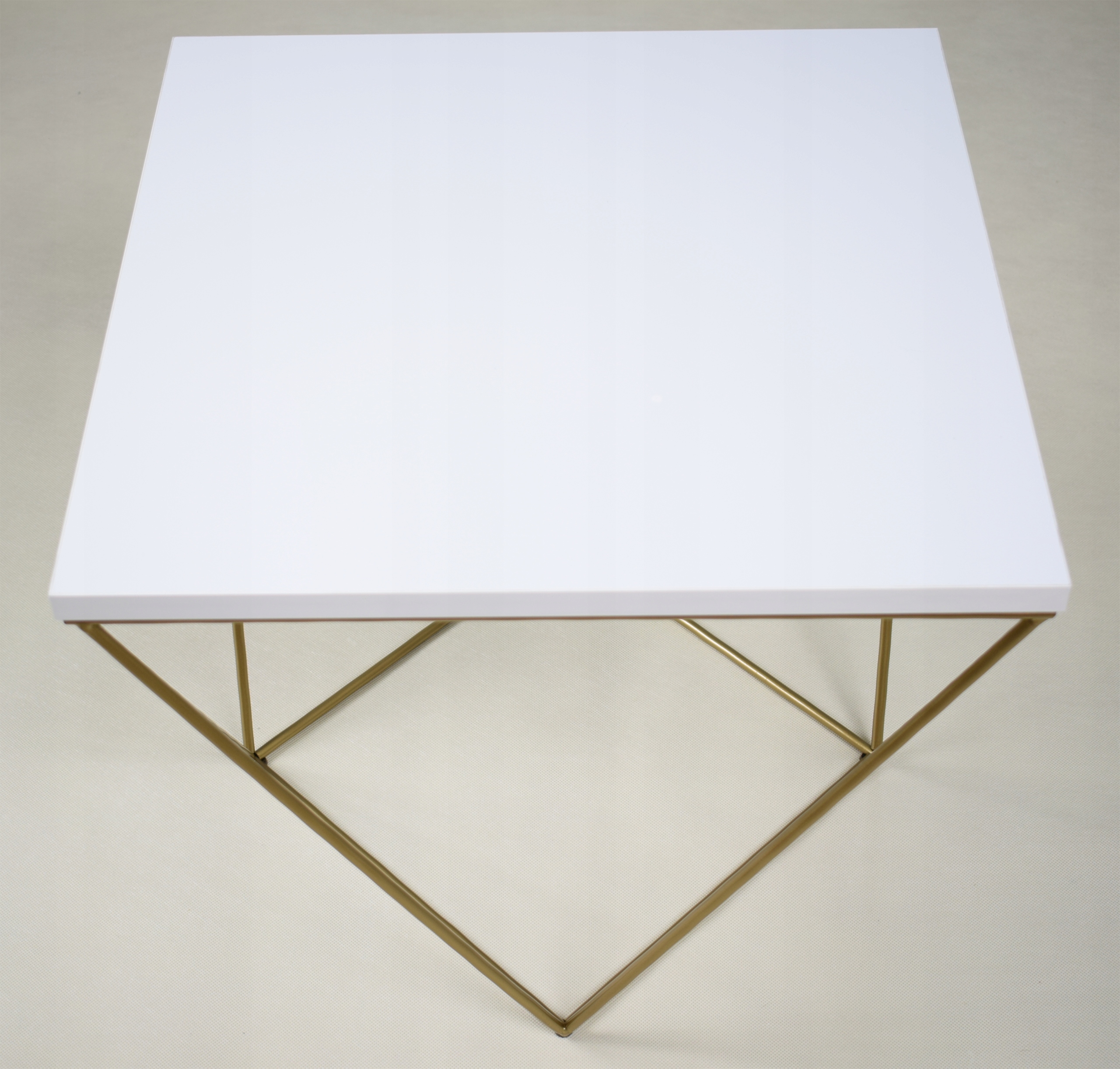 Kawowy Stolik Druciany Kwadratowy Loft Industrial Złoty+Biały Mat FutuStal Stan opakowania oryginalne