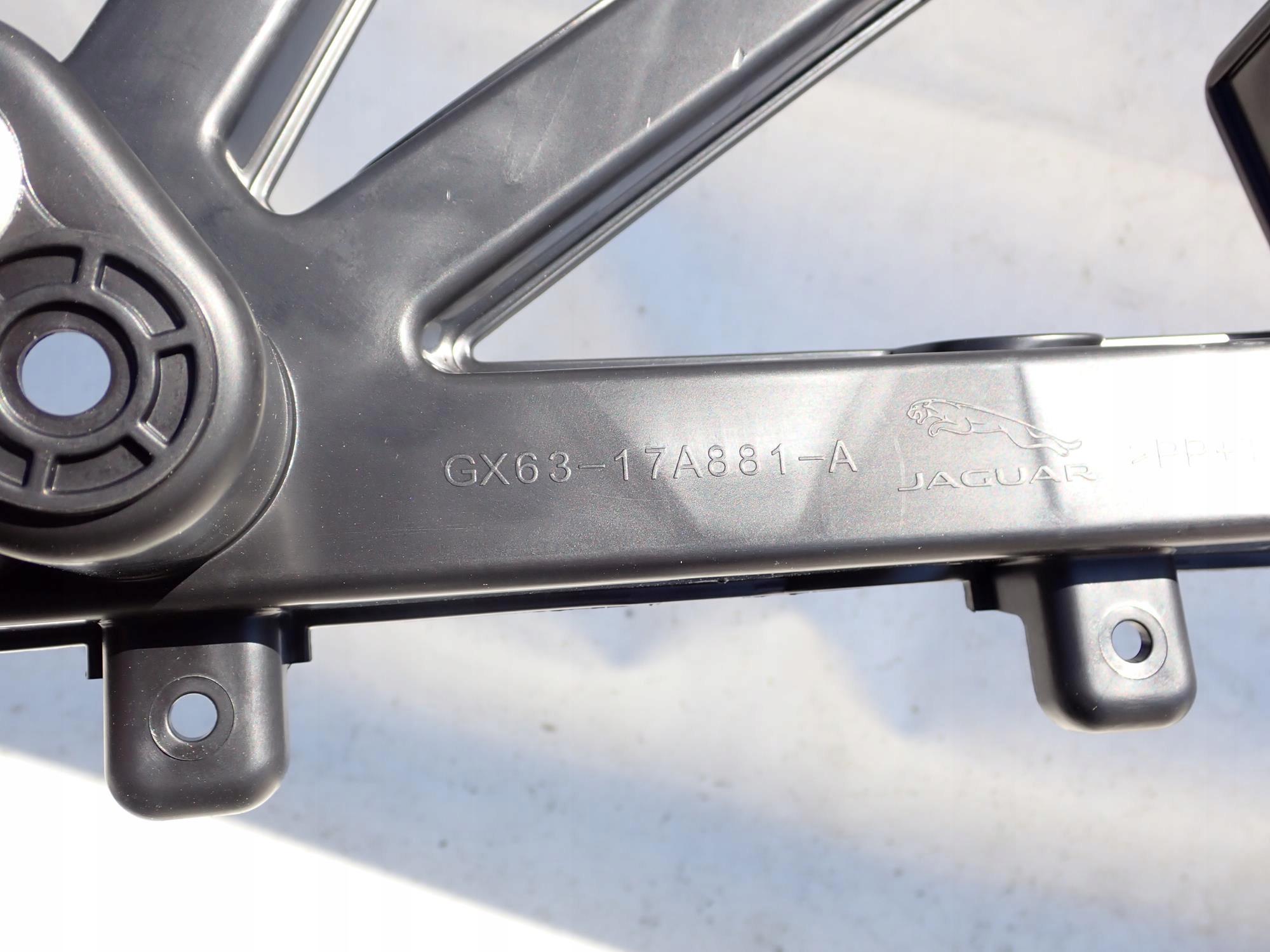 JAGUAR XF II 2 X260 15-> support right rear part rear