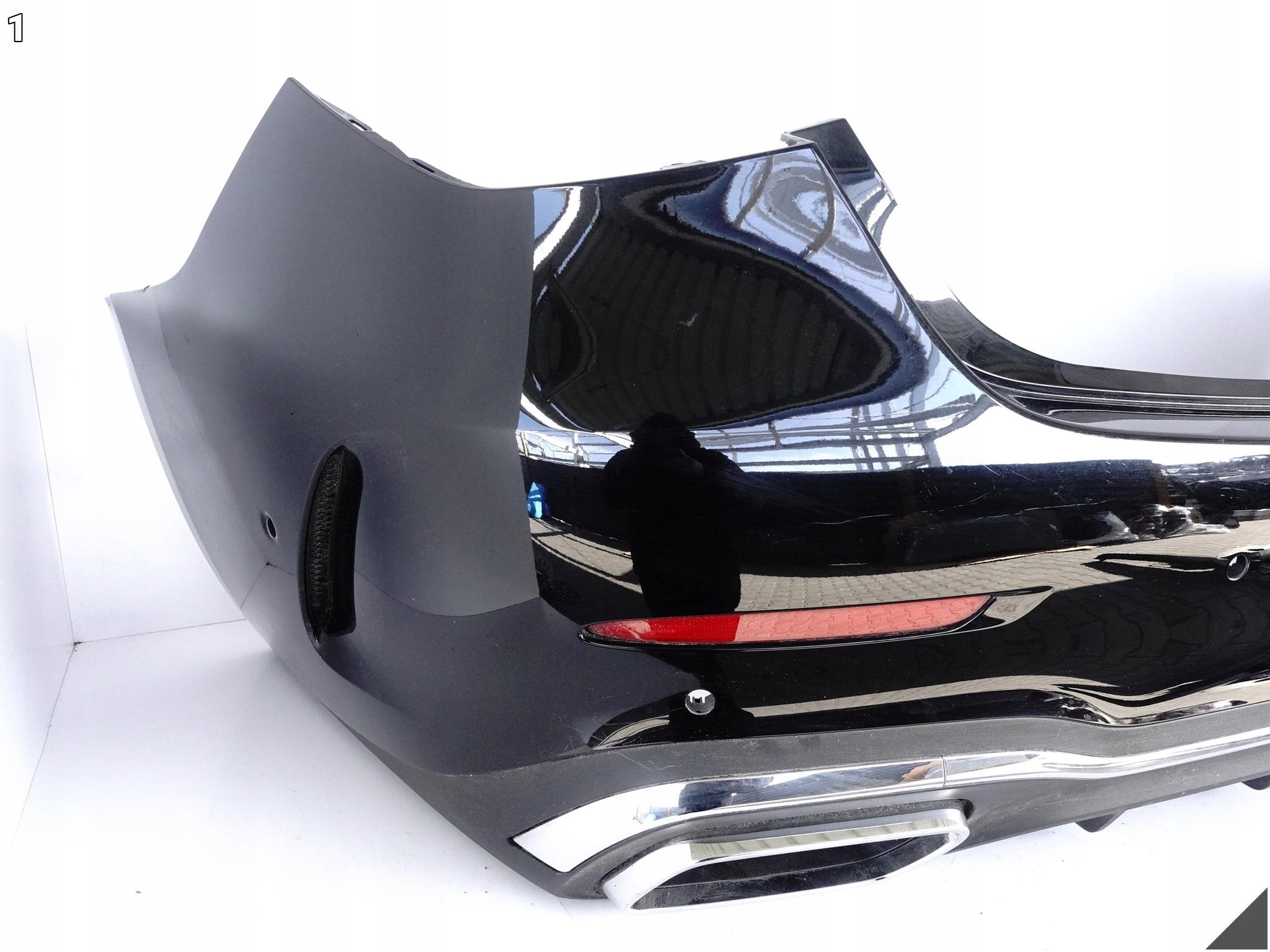 MERCEDES C-KLASA W206 sedan AMG 21- bumper rear part + diffuser ODBLASKI (6xPDC)