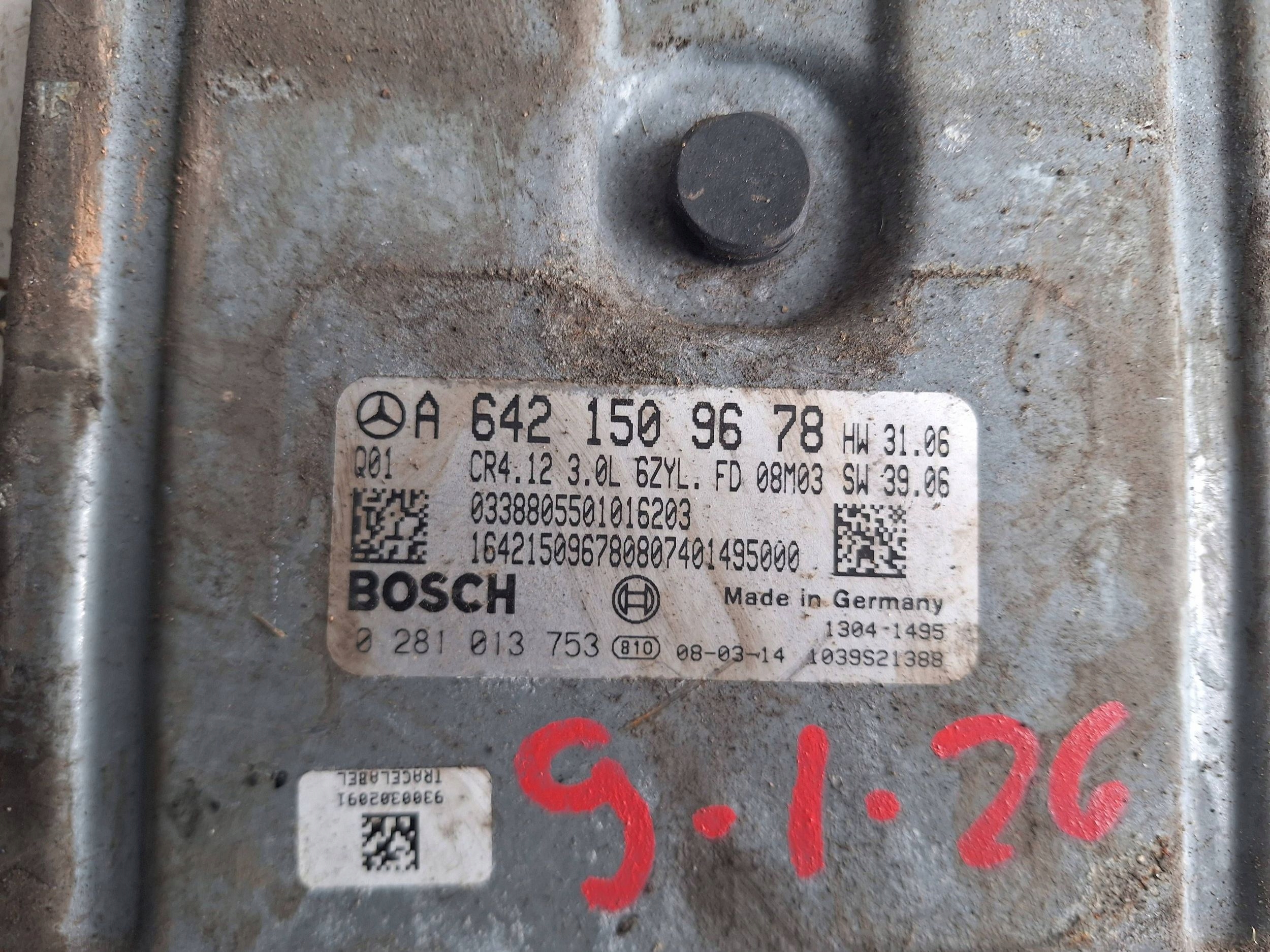 MERCEDES computer control unit of the engine A6421509678 BOSCH 0281013753