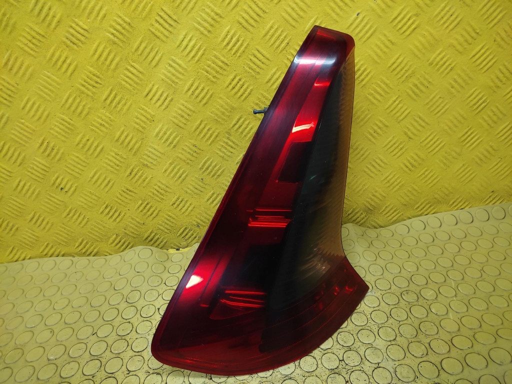 CITROEN C4 light left rear part