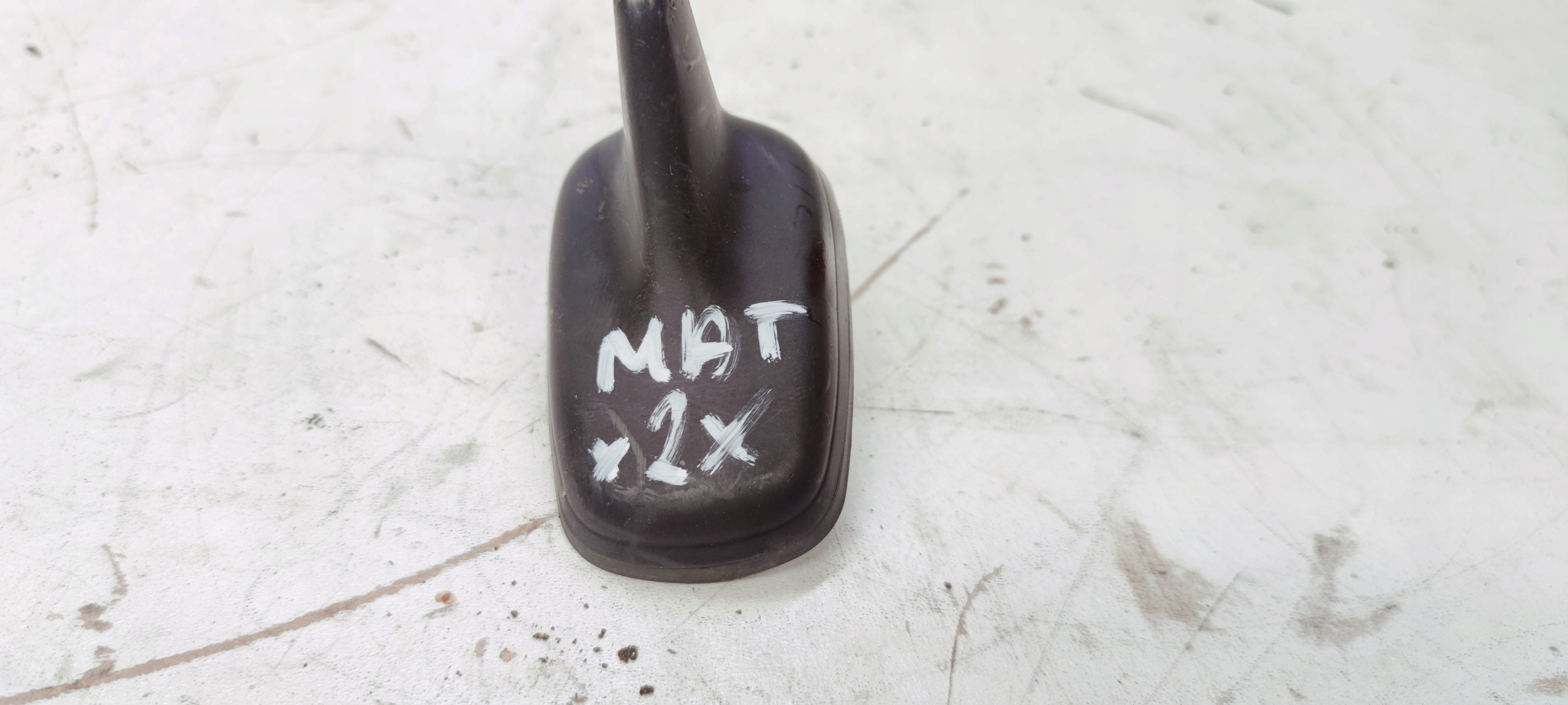 Antenne LOTKA REKIN AUDI A4 A5 A6 MAT 4G0035503A *2