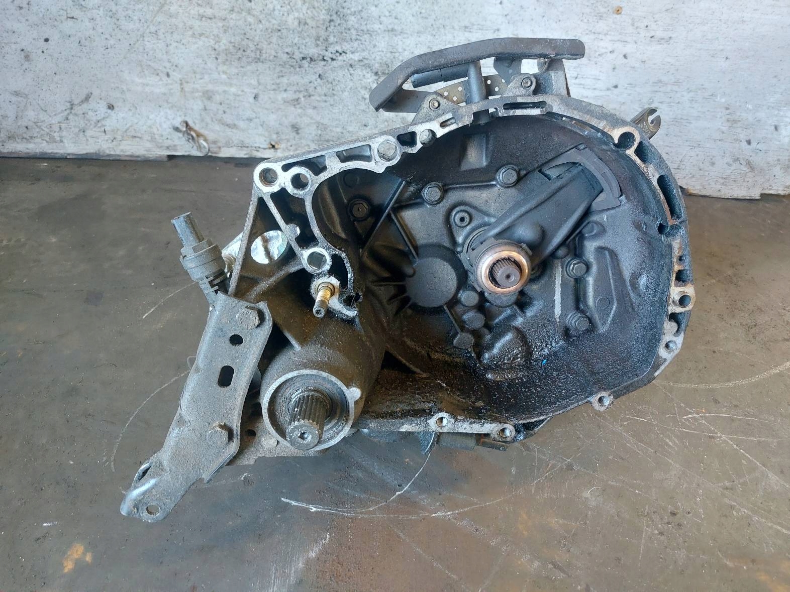 CAMBIO RENAULT CLIO II 1.9 D JB1905