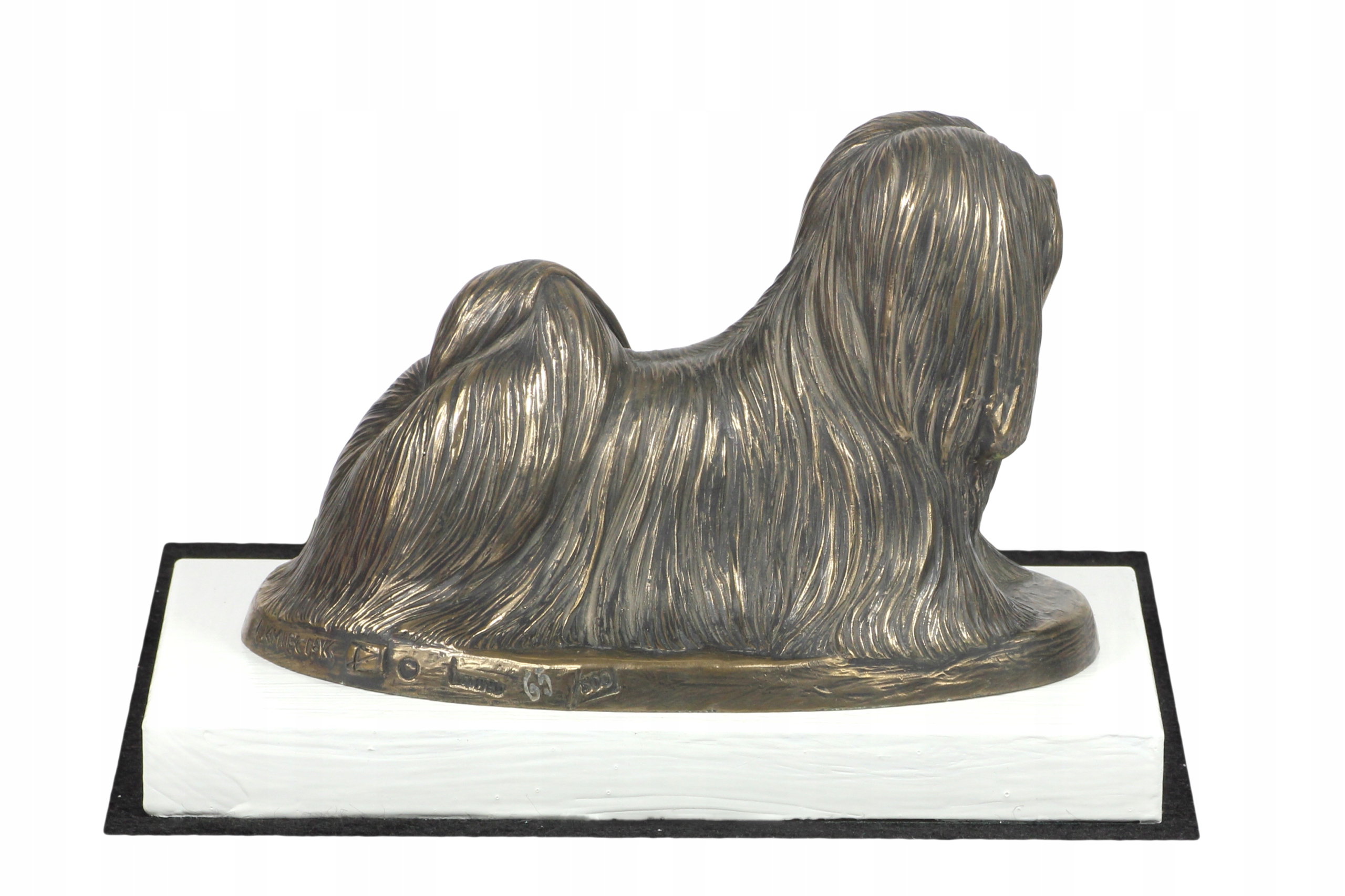 Lhasa Apso statuetka psa, figurka na białej podstawie, trofeum na wystawę
