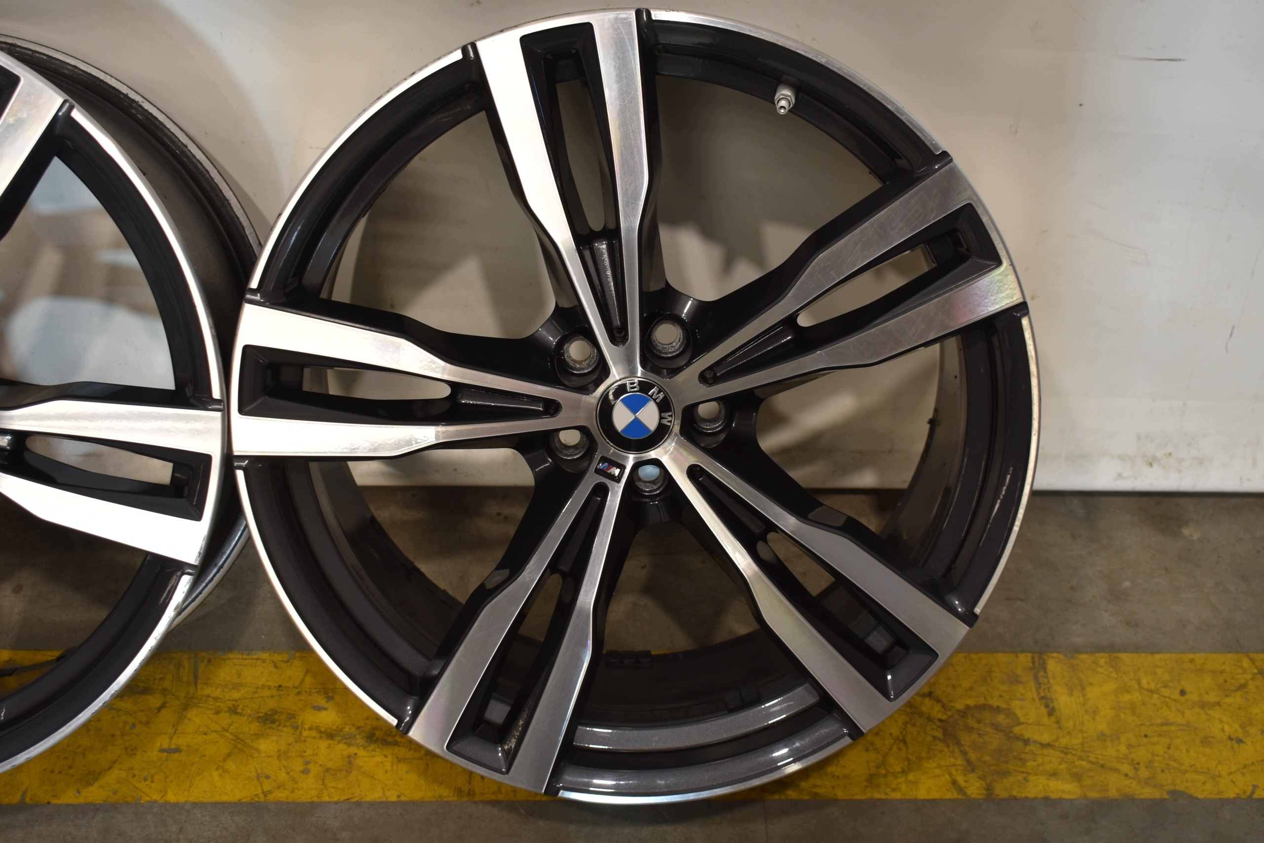 discs aluminium disc + sensors KPL. 21 m-packet " BMW X7 G07 1
