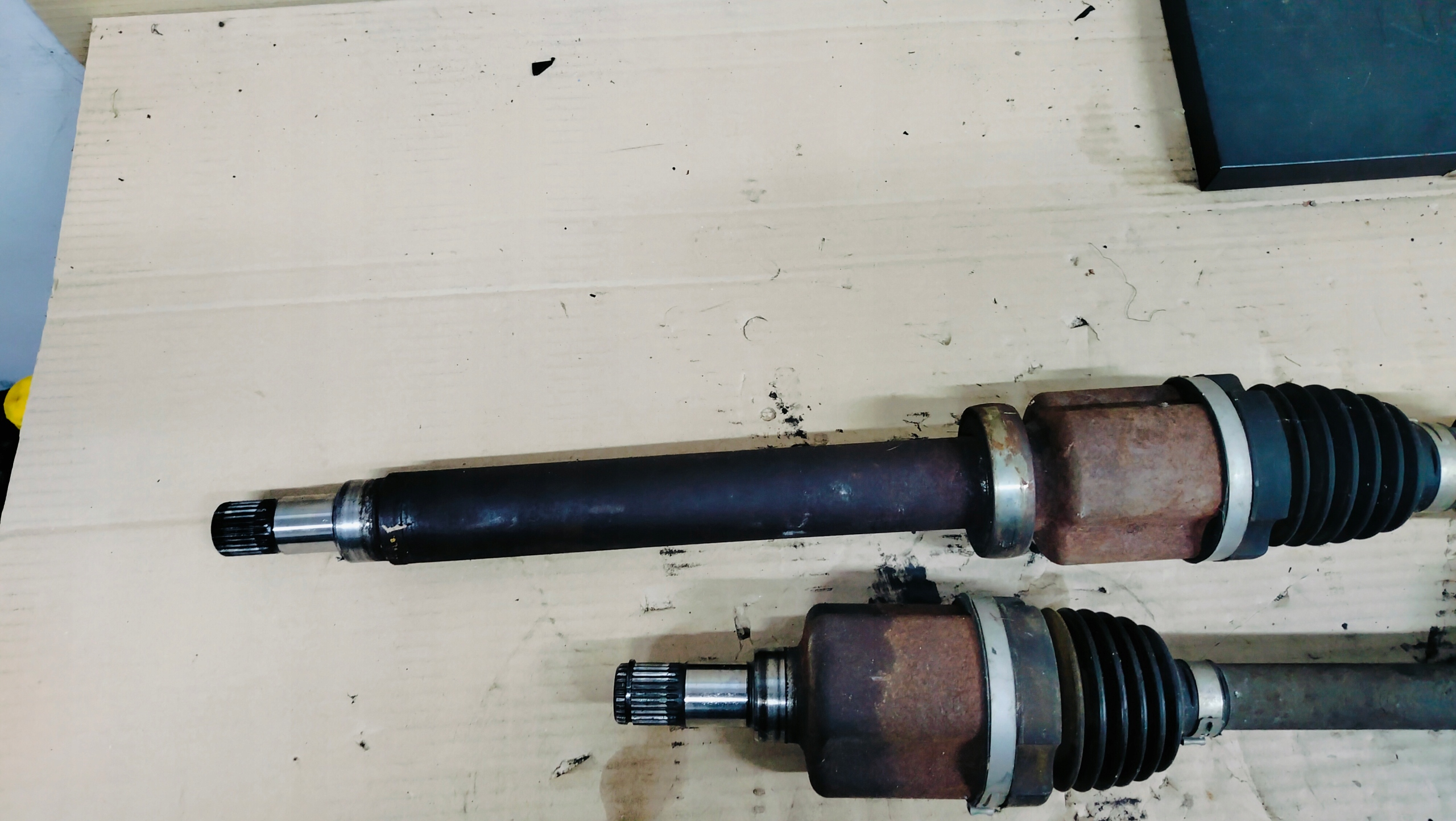 FORD FOCUS MK3 LIFT left short. 1.5 TDCI C MAX MK2 MANUAL