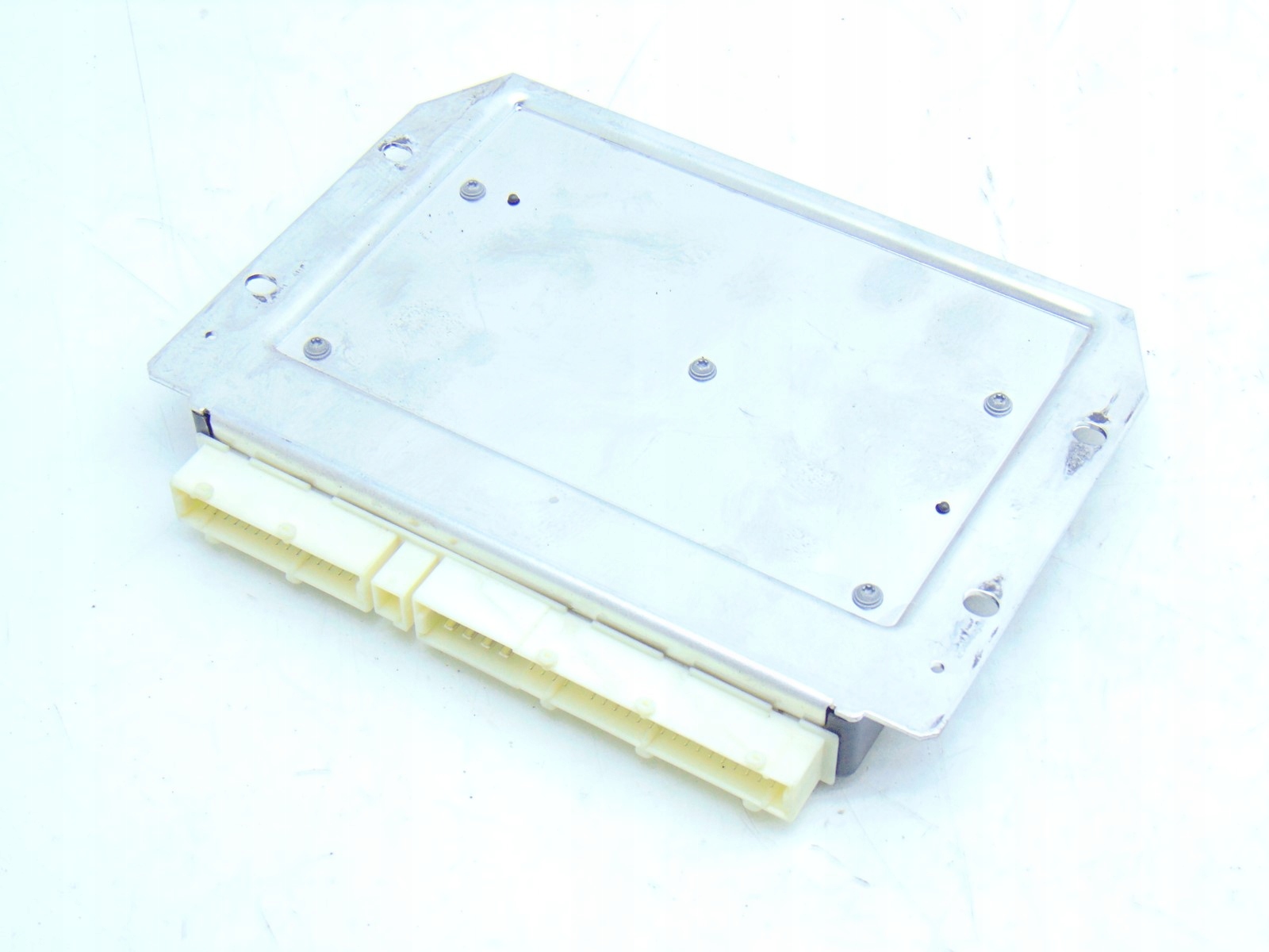 module AIRMATIC MERCEDES S W221 LIFT A2219005503