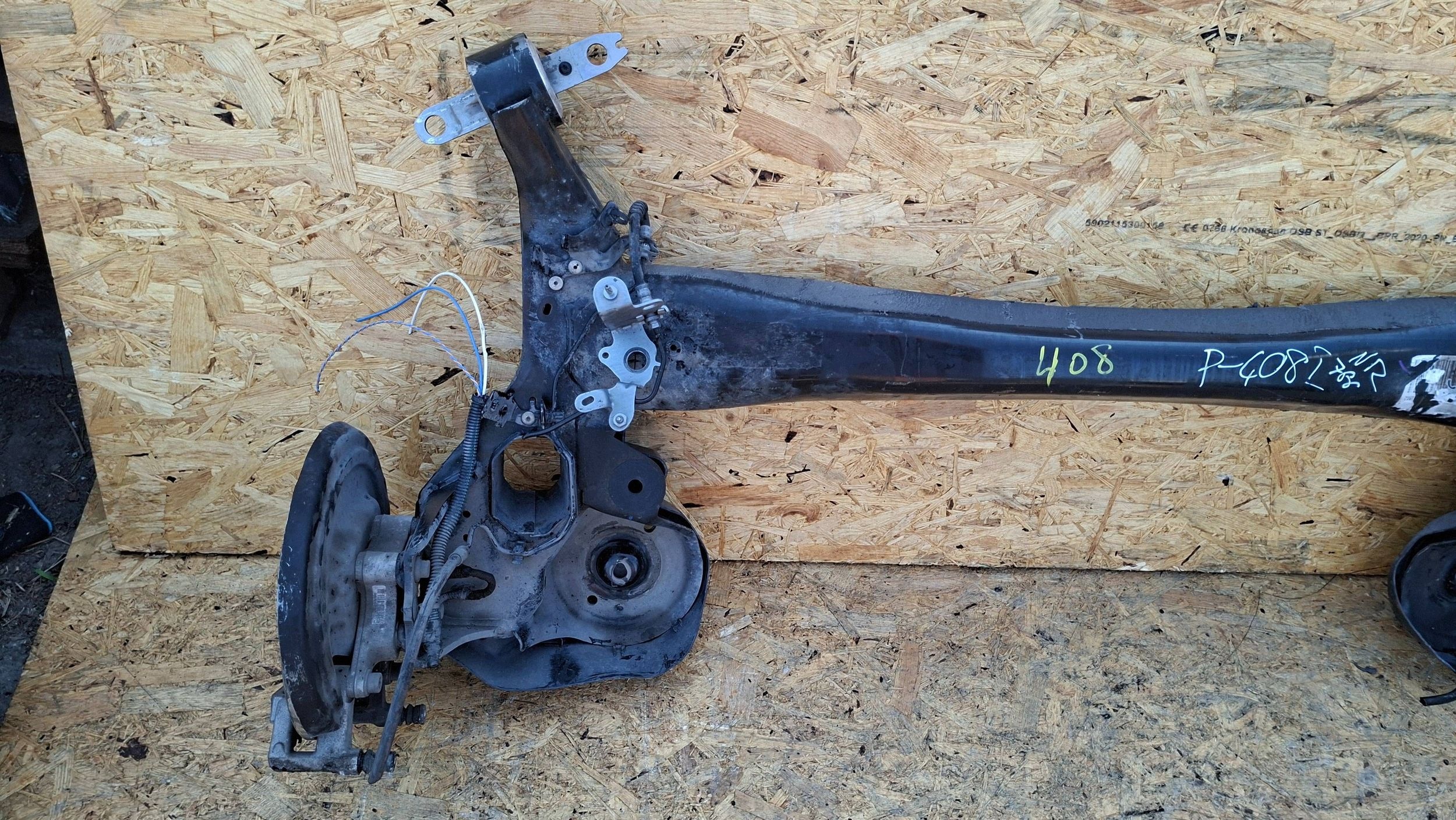 axis rear part PEUGEOT 408 2022