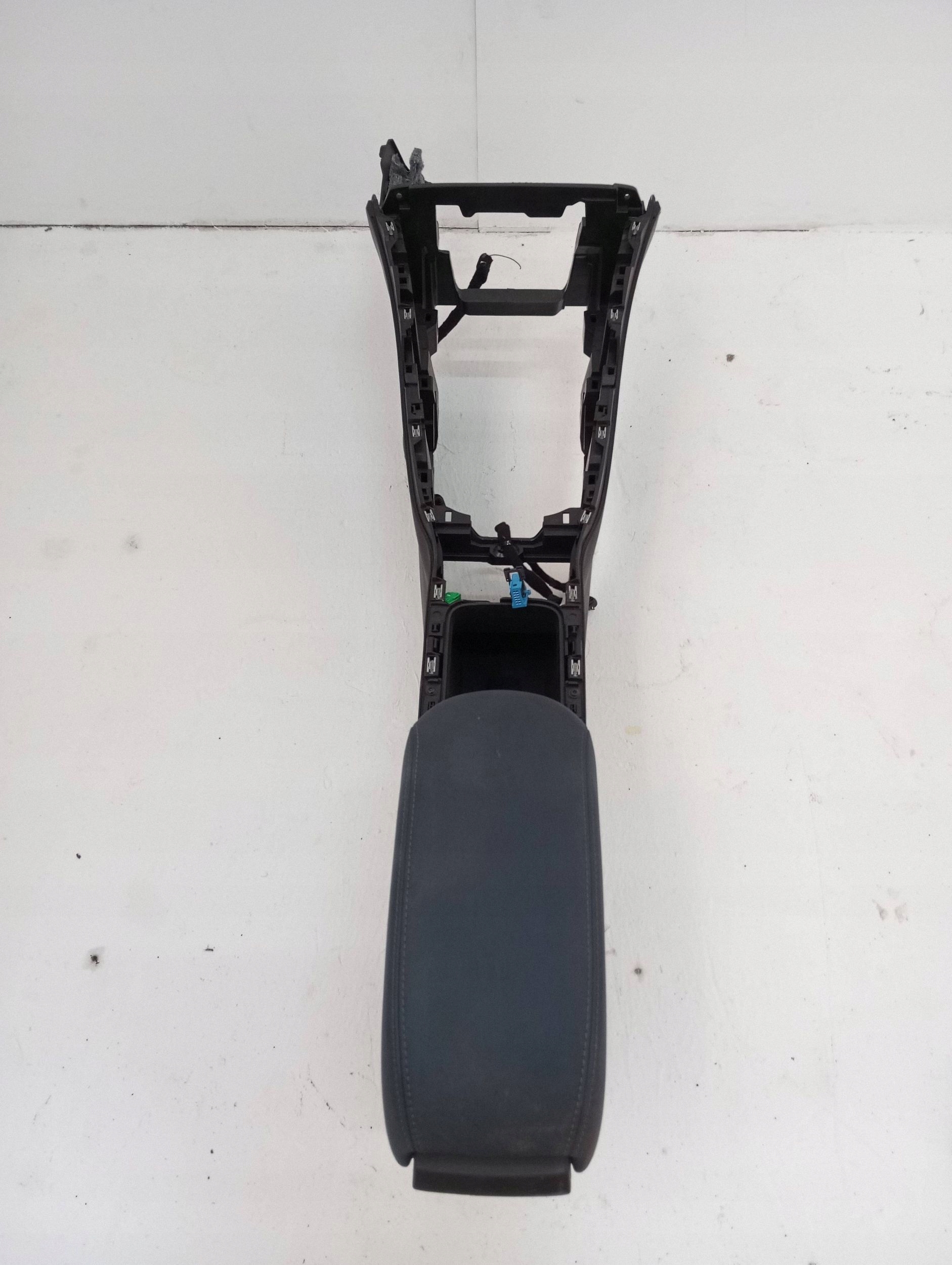 bracciolo TUNELU OPEL ASTRA K 735758527