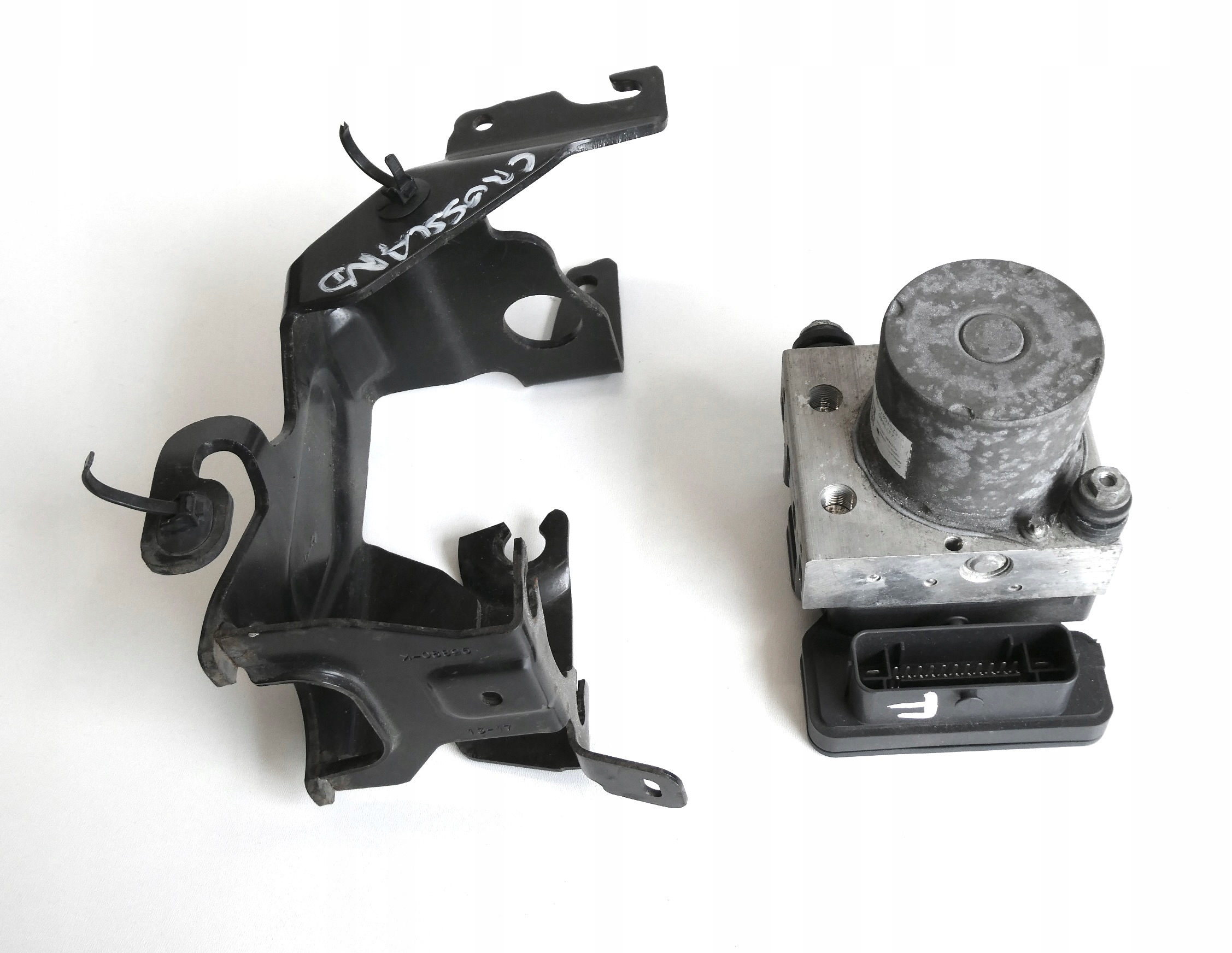 Pumpe ABS OPEL CROSSLAND X