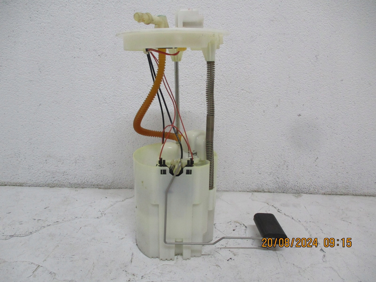 feed pump SUZUKI VITARA III 1,4i 15100-60R00