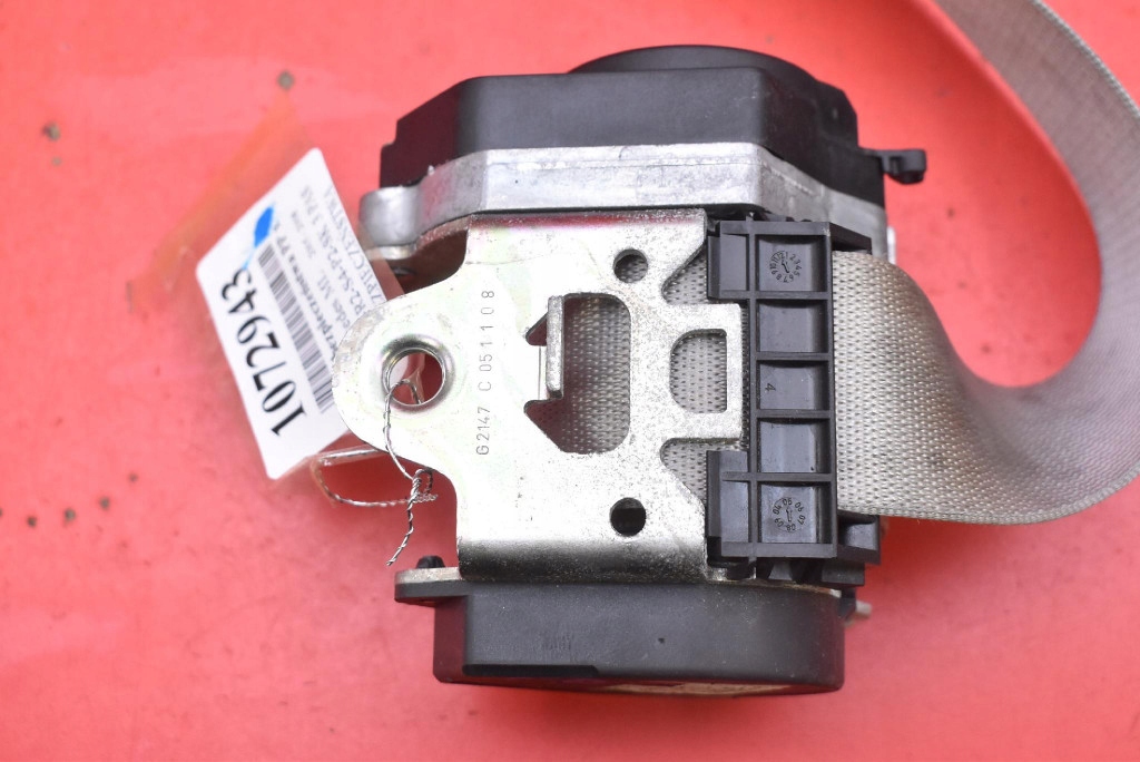 seat belt right front adjuster EU 603372600 MERCEDES ML W164 05-08