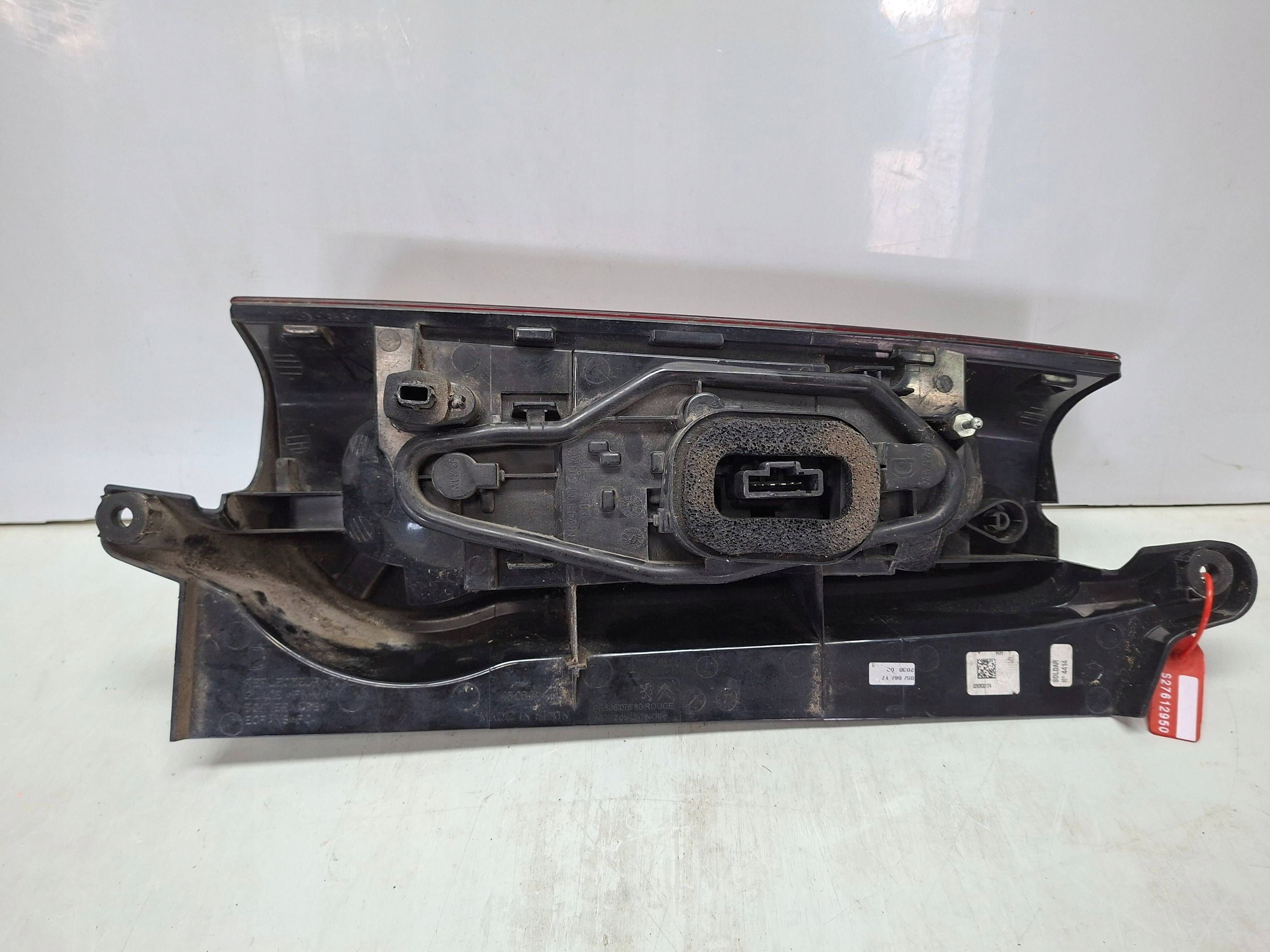 light rear right 9680607880 PEUGEOT PARTNER II LIFT 2012