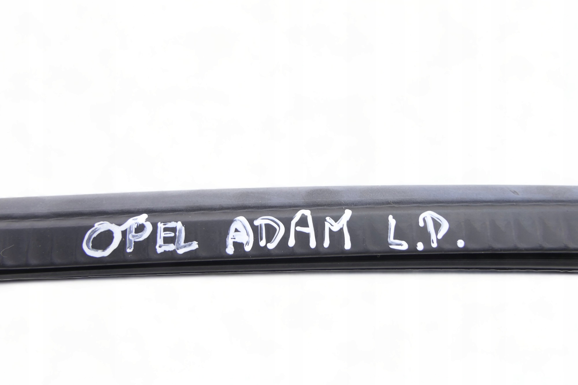 moulding dust left front OPEL ADAM 565740102