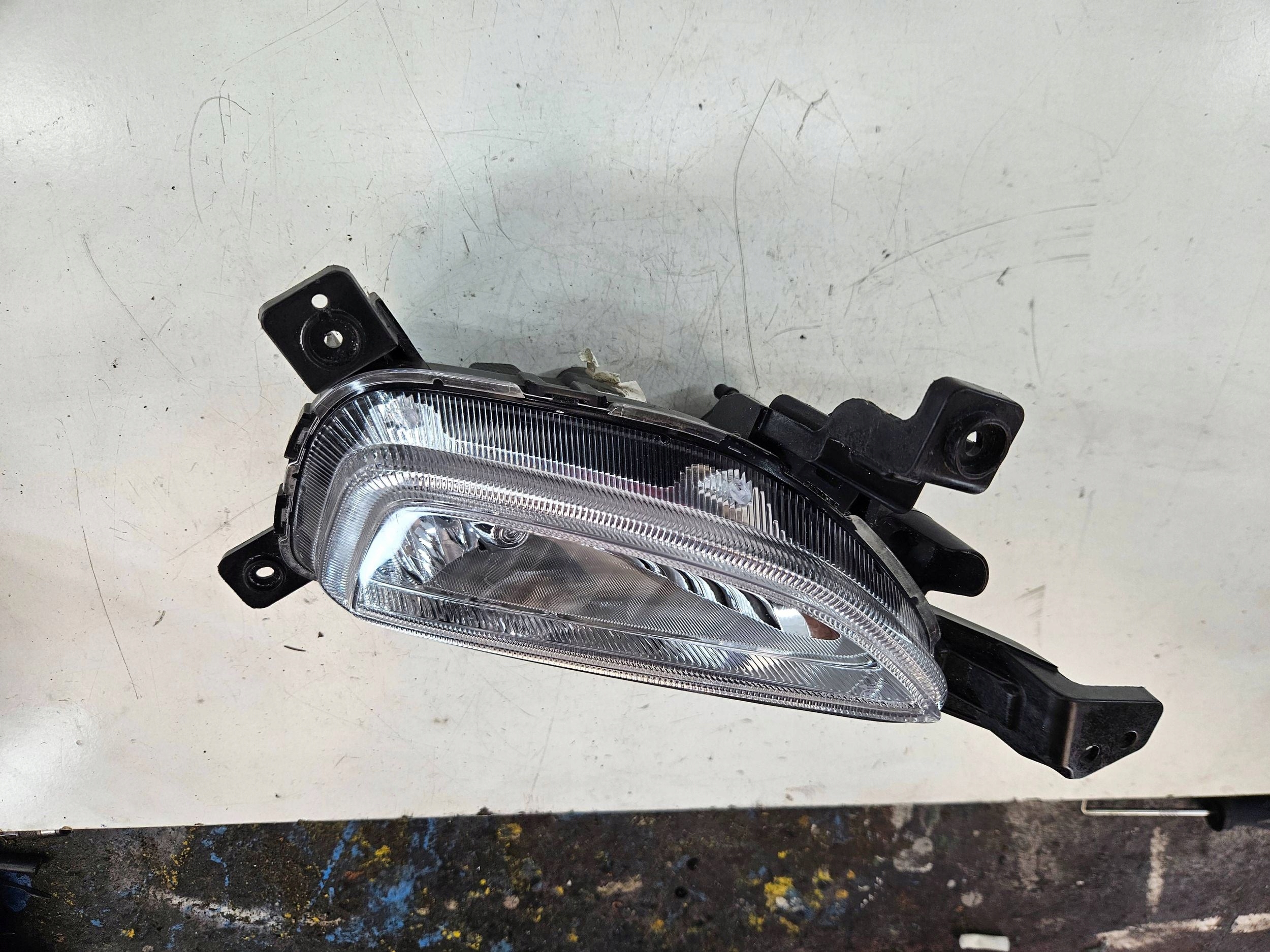 Hyundai Tucson III 3 light przeciwmglowe front right front