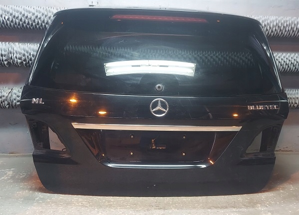 MERCEDES ML W166 KLAPA BAGAŻNIKA TYŁ TYLNA 197